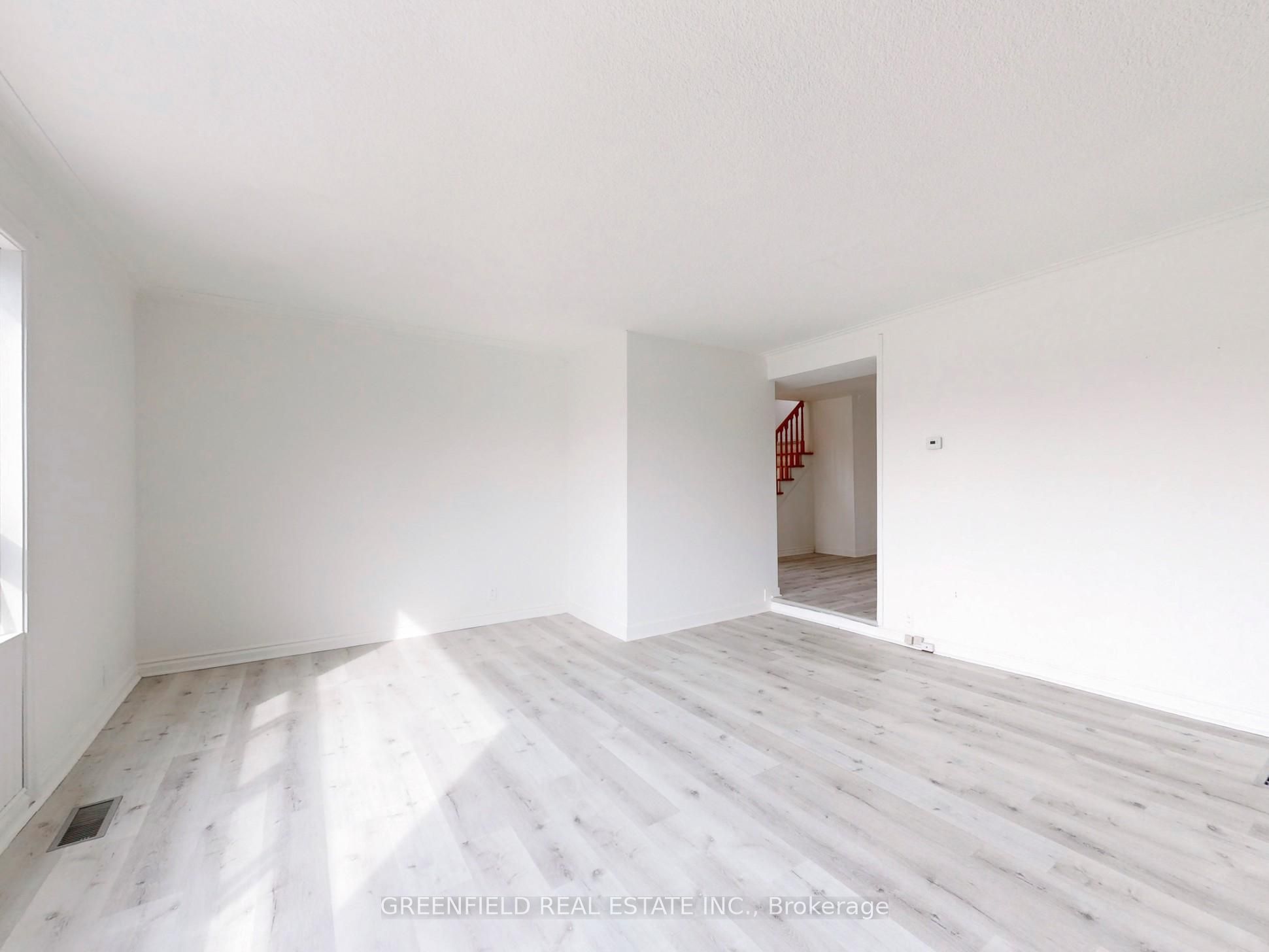 3131 Weston Road Property Photo 5