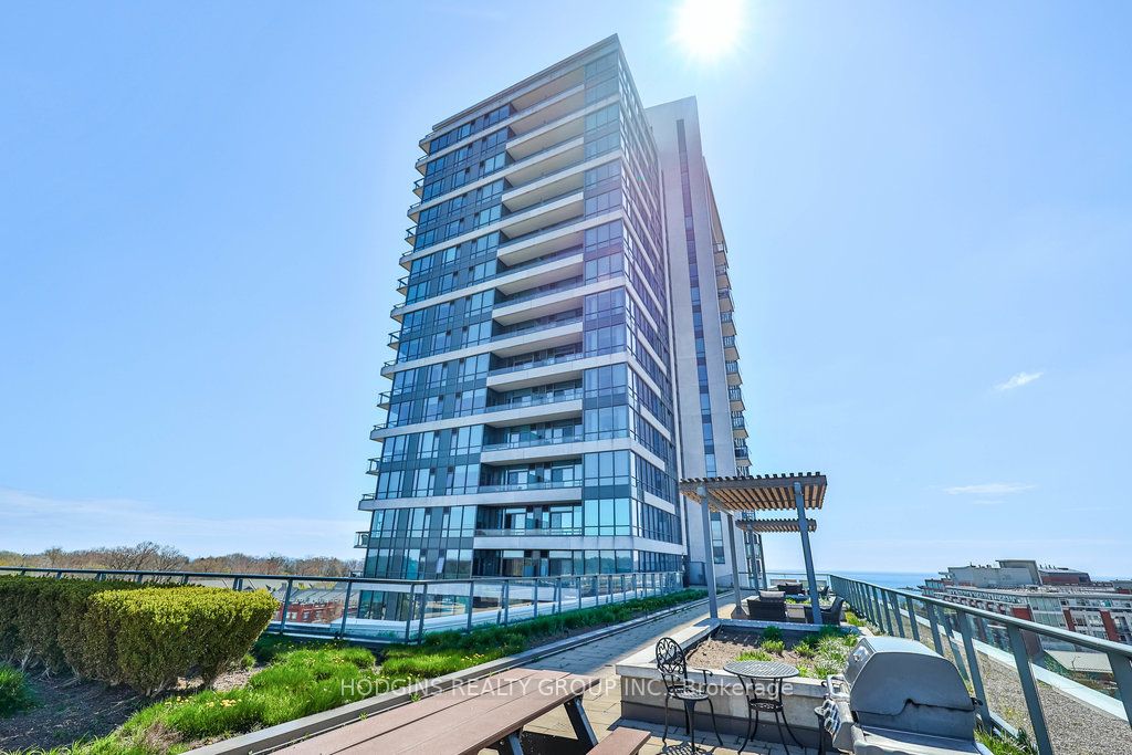 1 Hurontario Street 2002 Property Photo 42