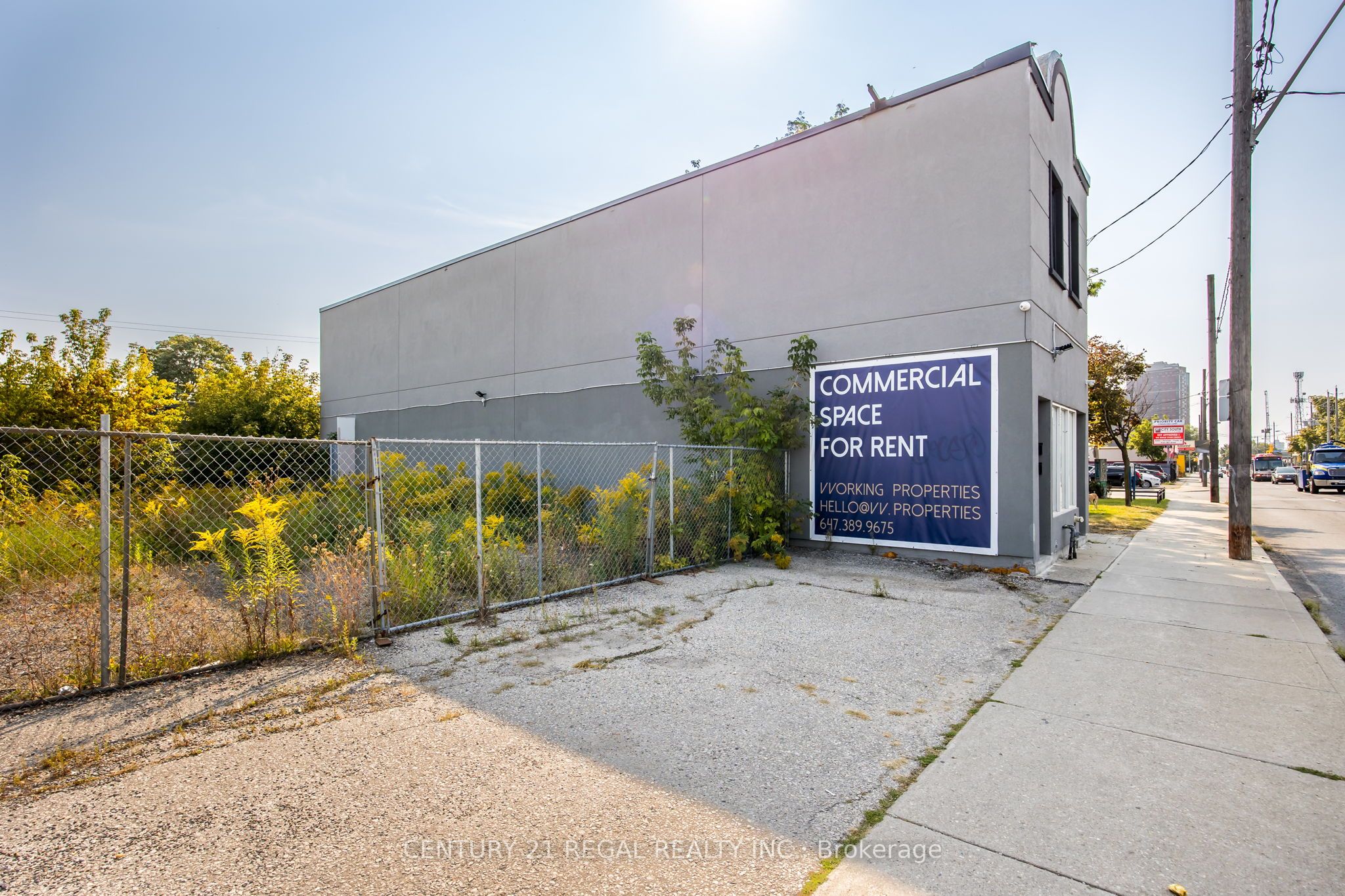 603 Keele Street Property Photo 4