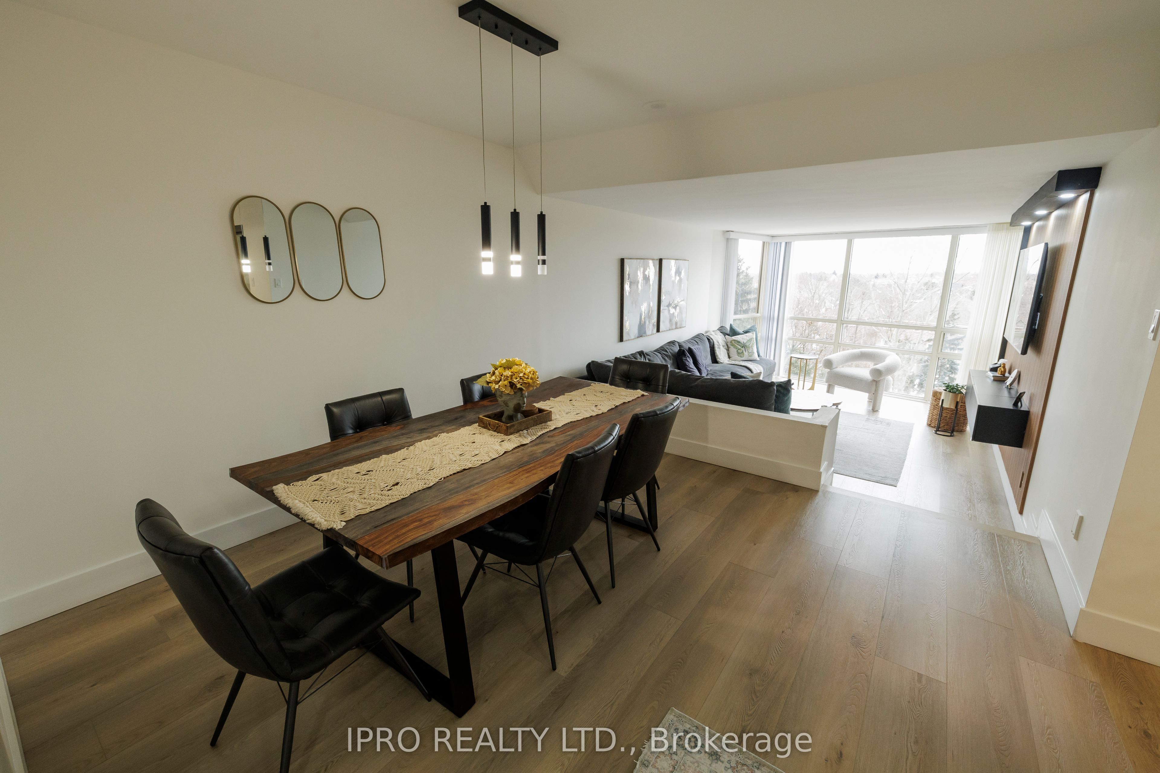 50 Eglinton Avenue W 408 Property Photo 1