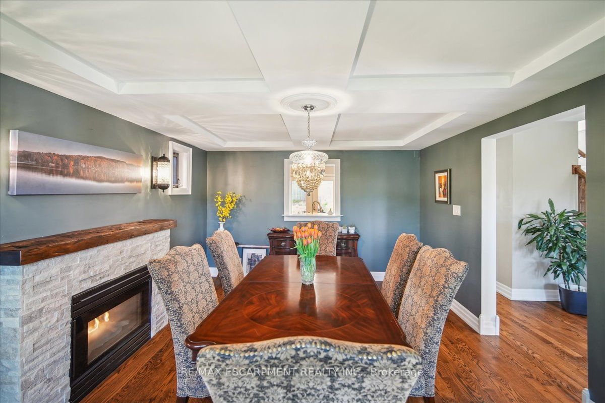 1425 Plains Road W Property Photo 19