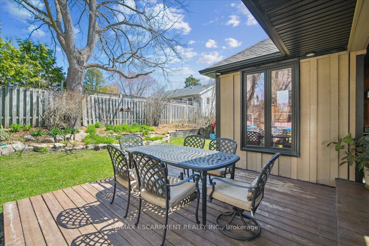 1425 Plains Road W Property Photo 40