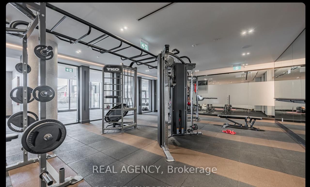 270 Dufferin Street 821 Property Photo 6