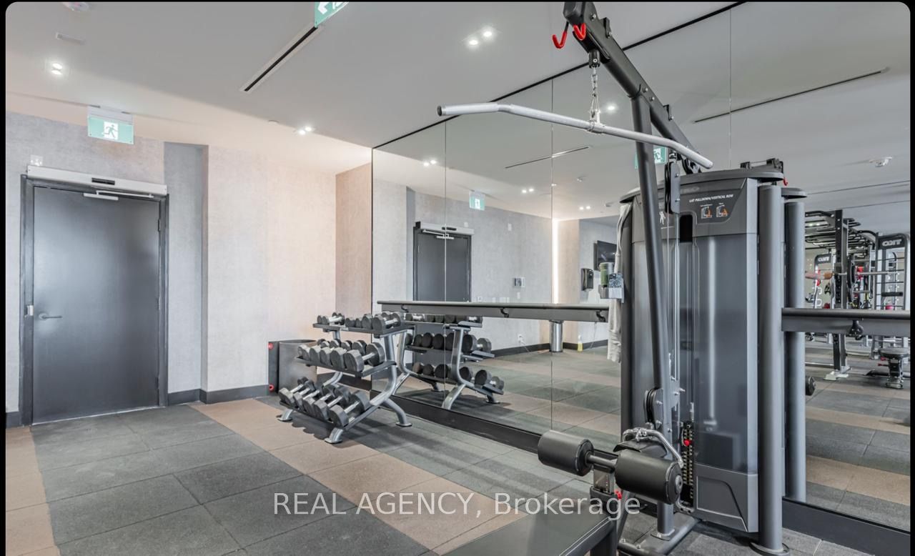 270 Dufferin Street 821 Property Photo 9