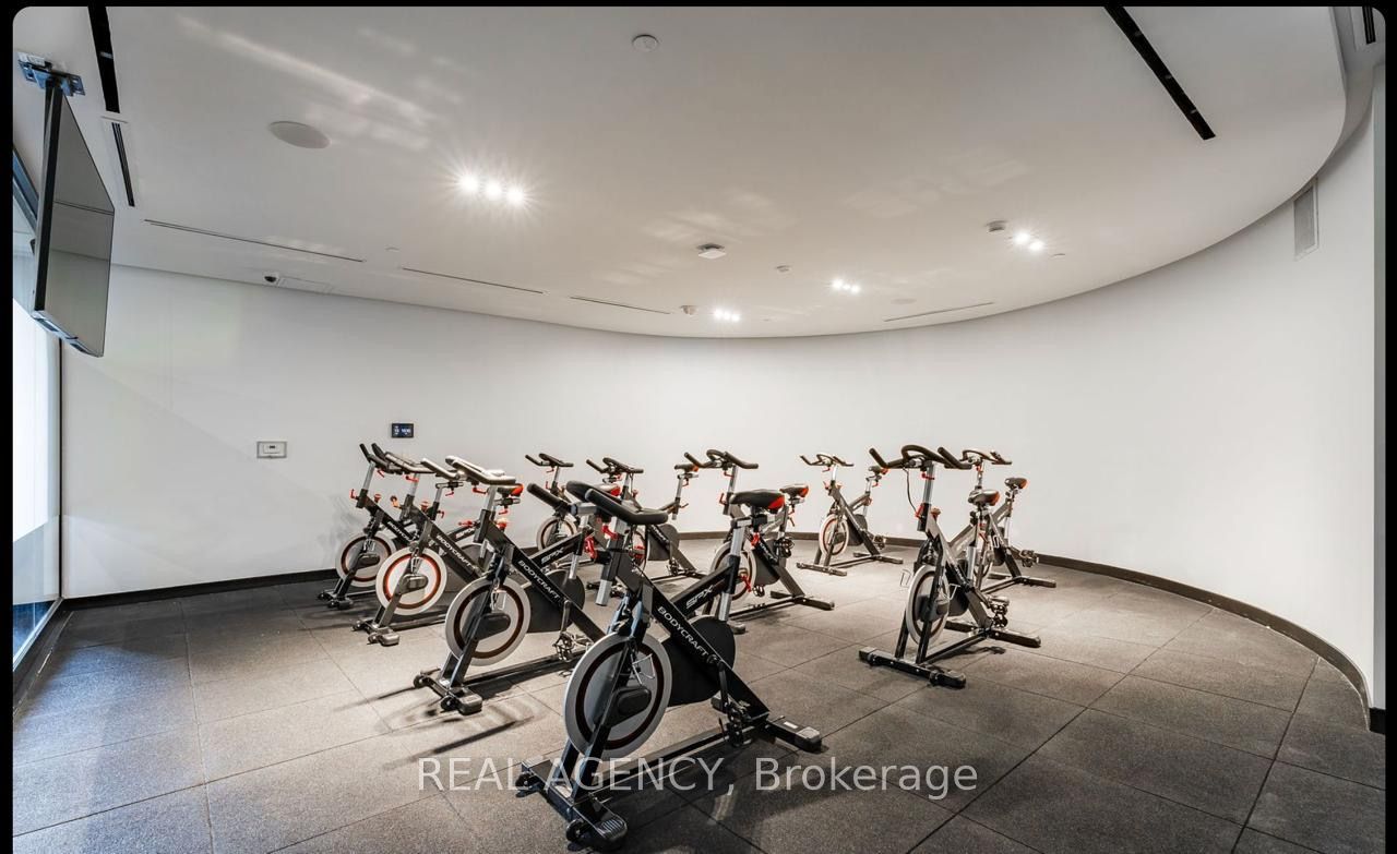 270 Dufferin Street 821 Property Photo 10