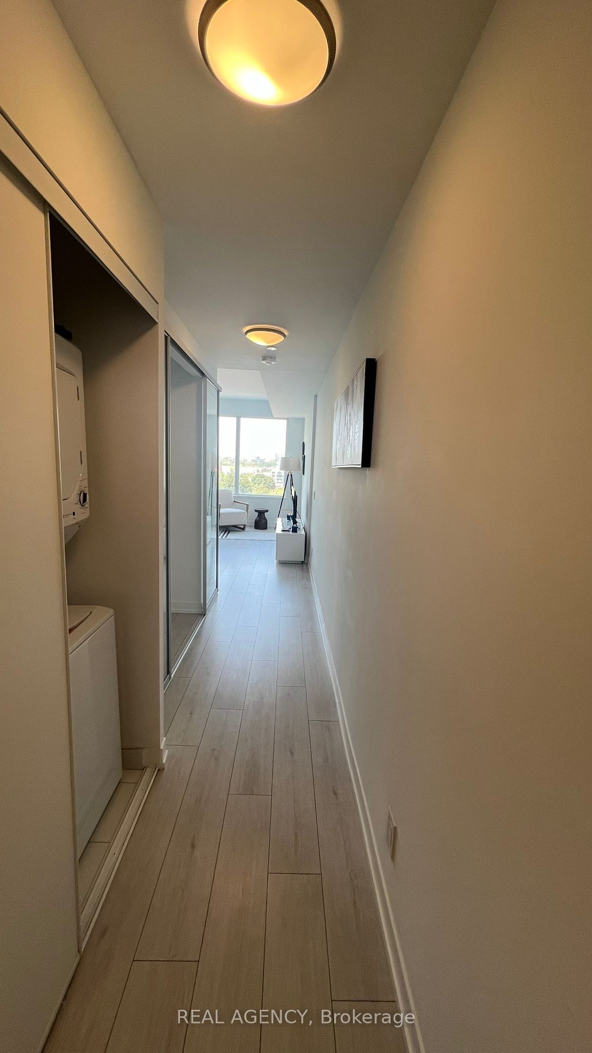 270 Dufferin Street 821 Property Photo 16