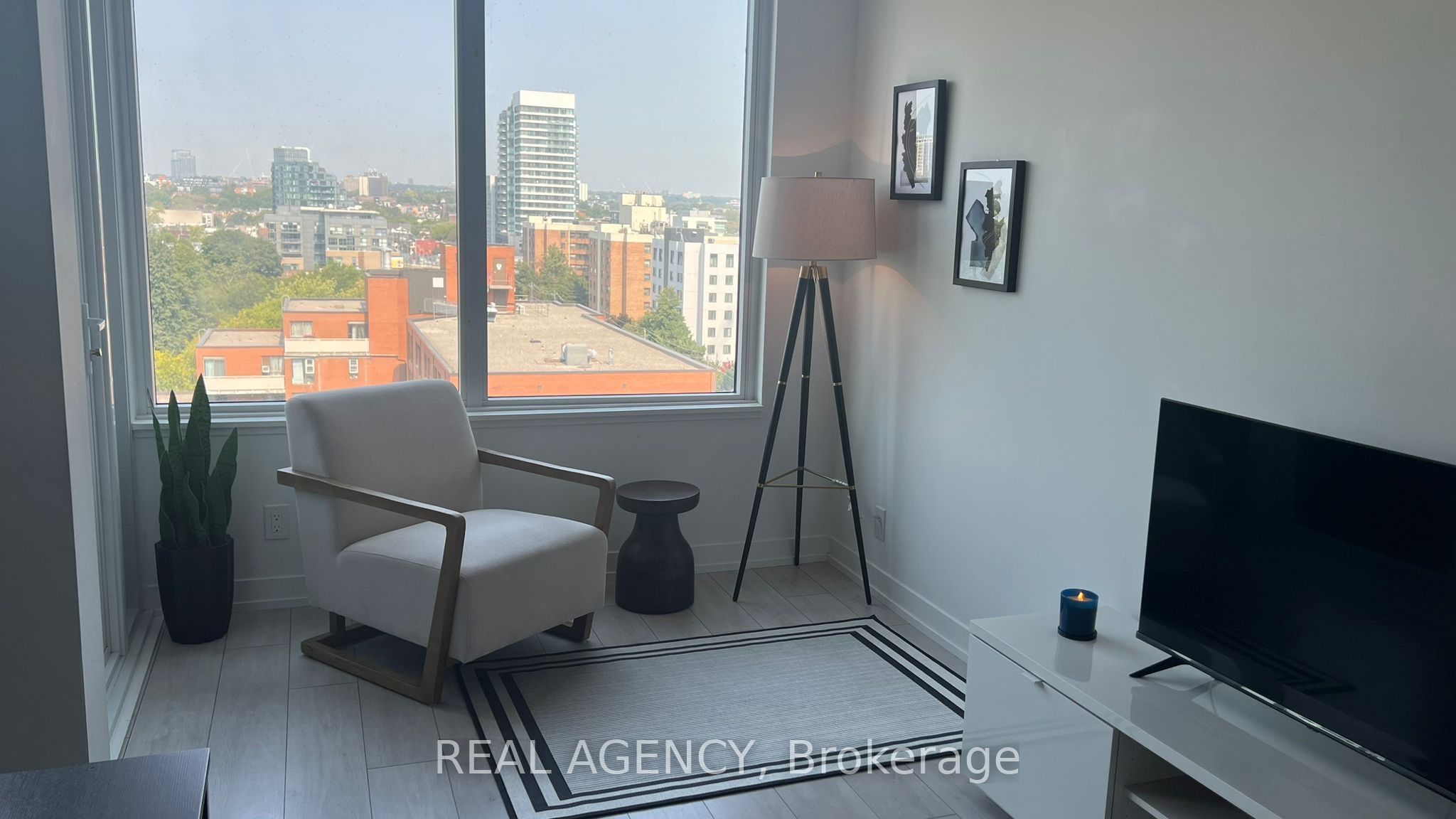 270 Dufferin Street 821 Property Photo 17