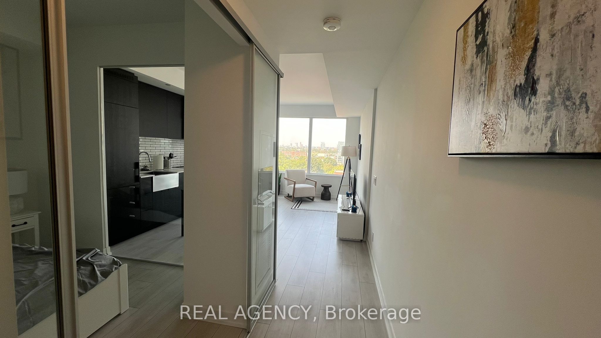 270 Dufferin Street 821 Property Photo 25