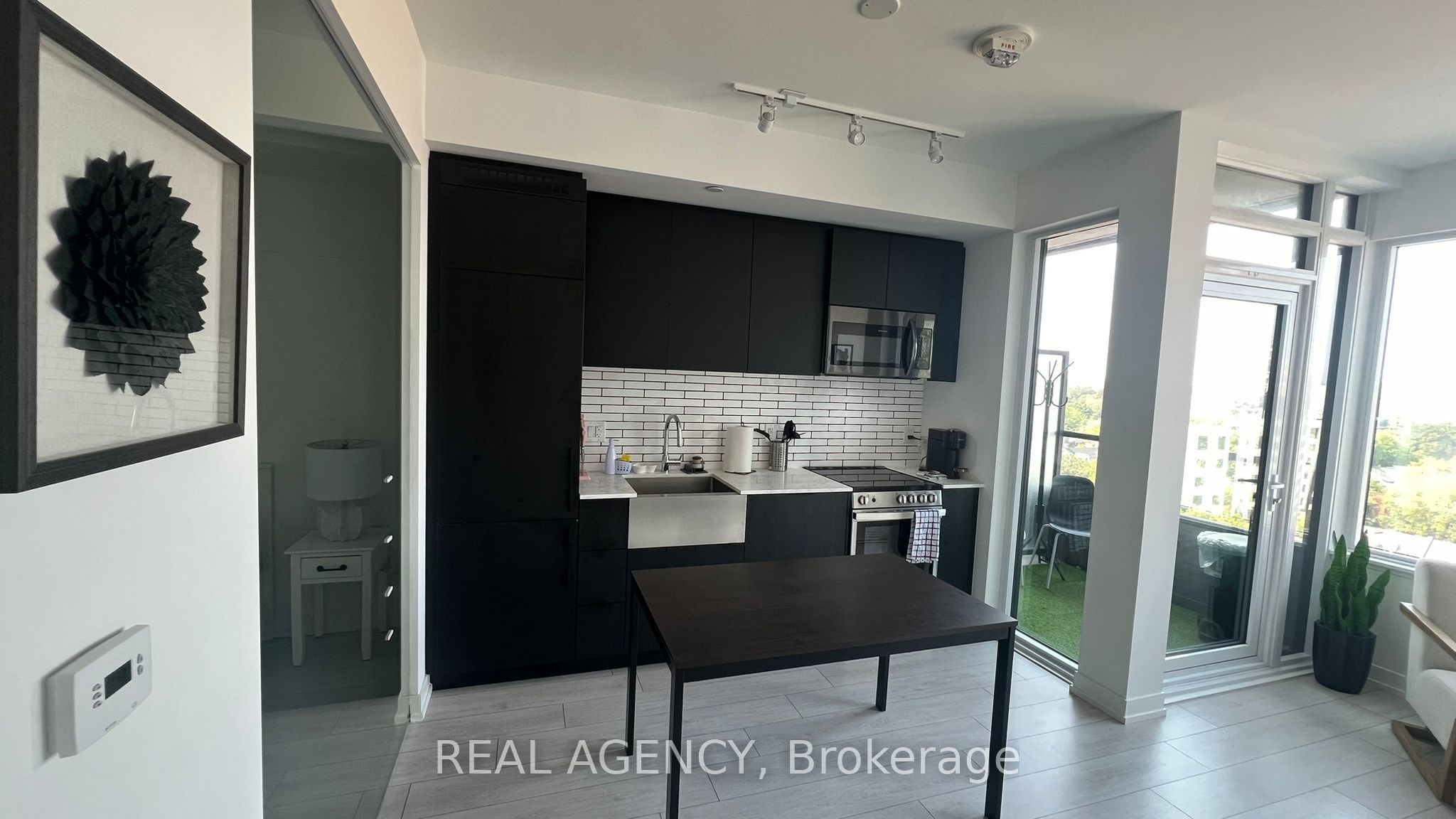 270 Dufferin Street 821 Property Photo 31