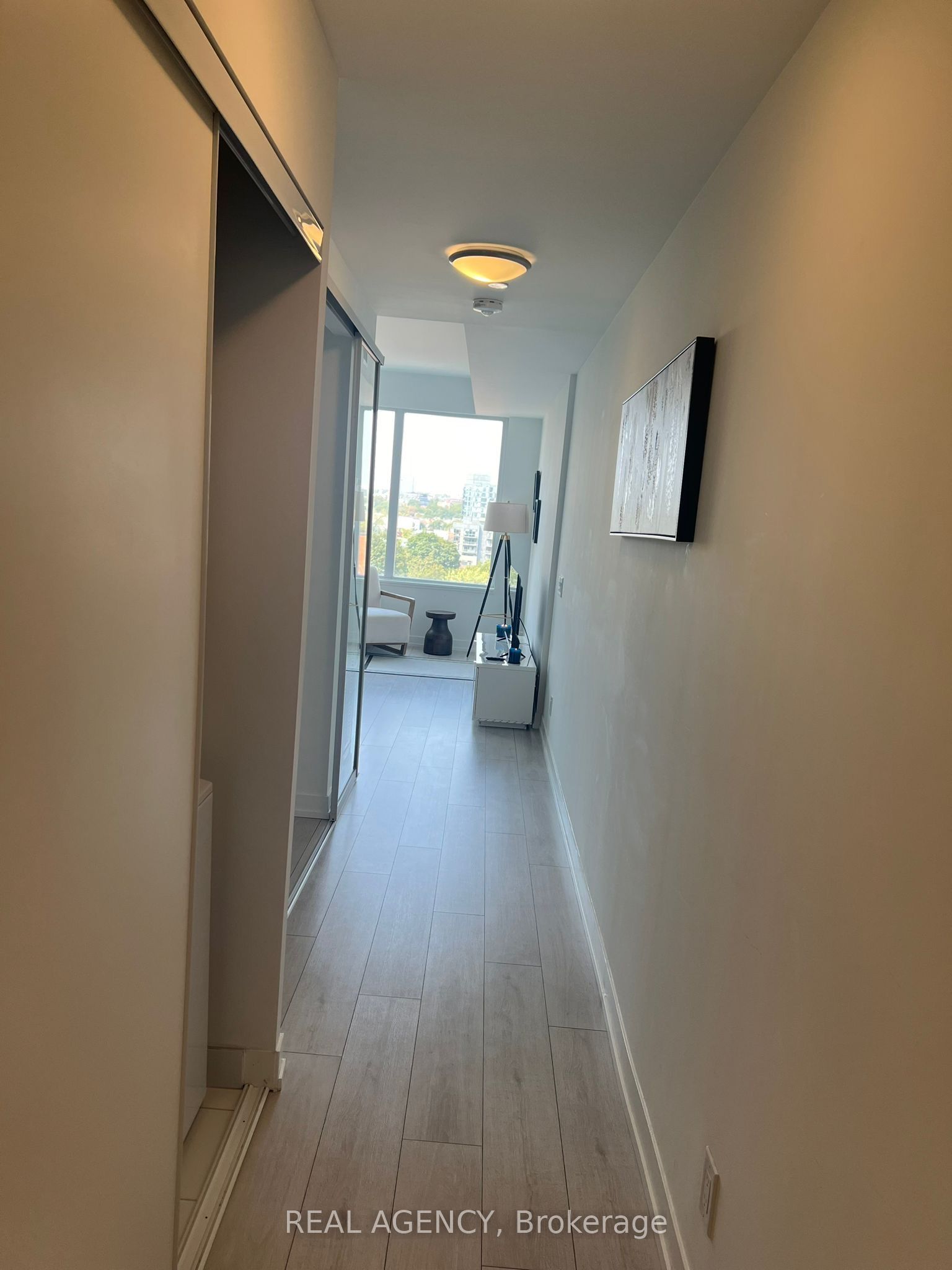 270 Dufferin Street 821 Property Photo 32