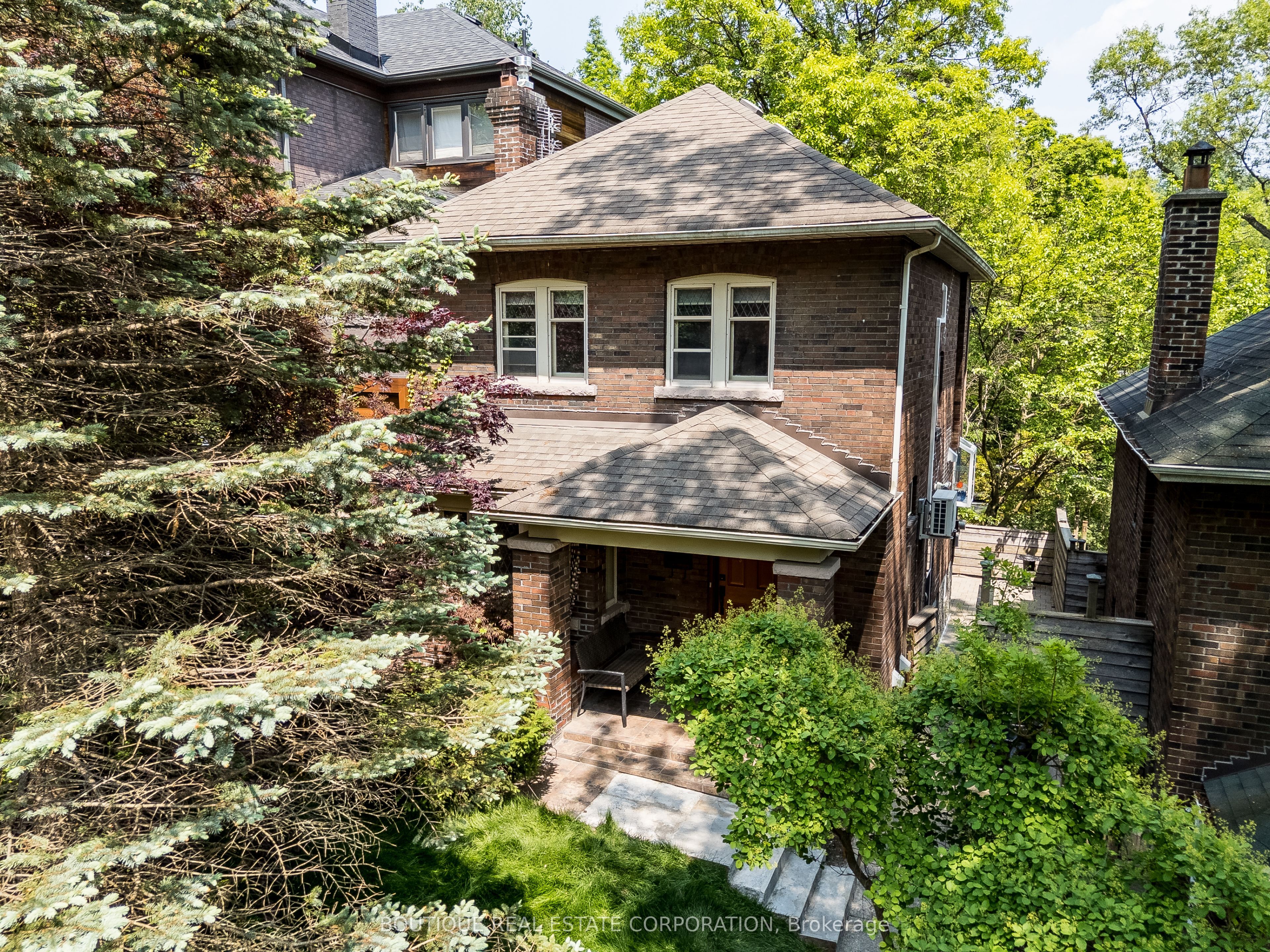 373 Ellis Park Road Property Photo 1