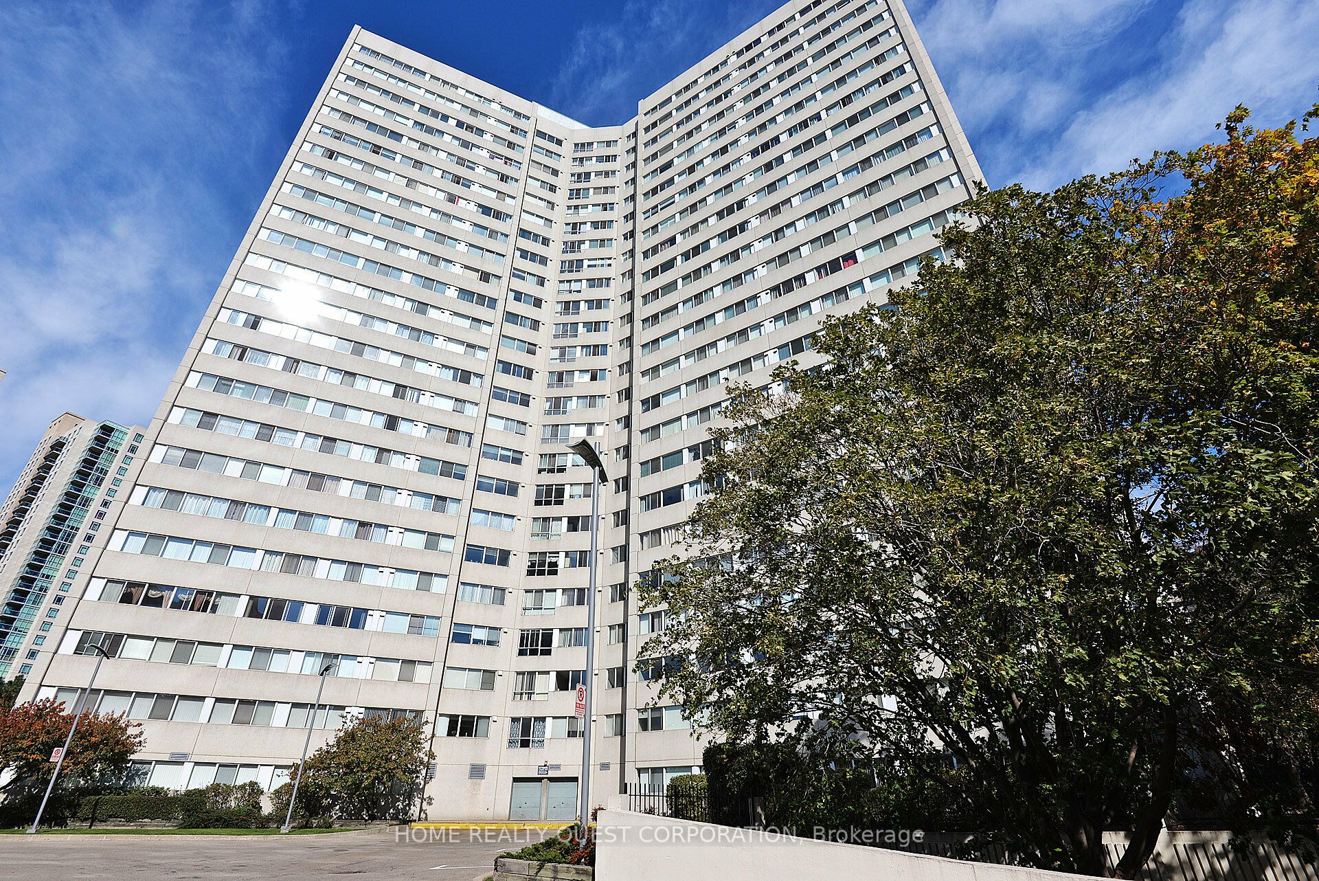 #2202 - 3700 Kaneff Crescent Property Photo 1