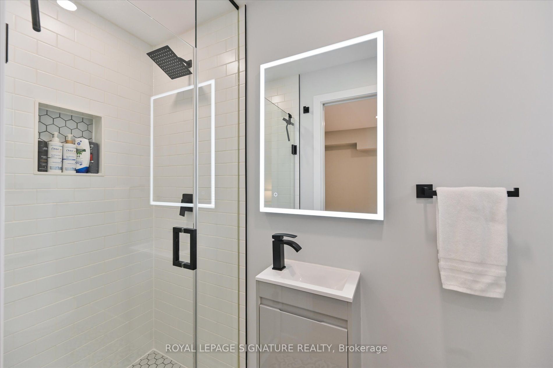 995 Dormer Street Property Photo 27