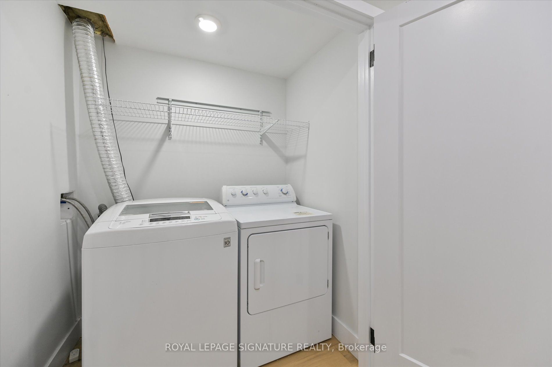 995 Dormer Street Property Photo 28