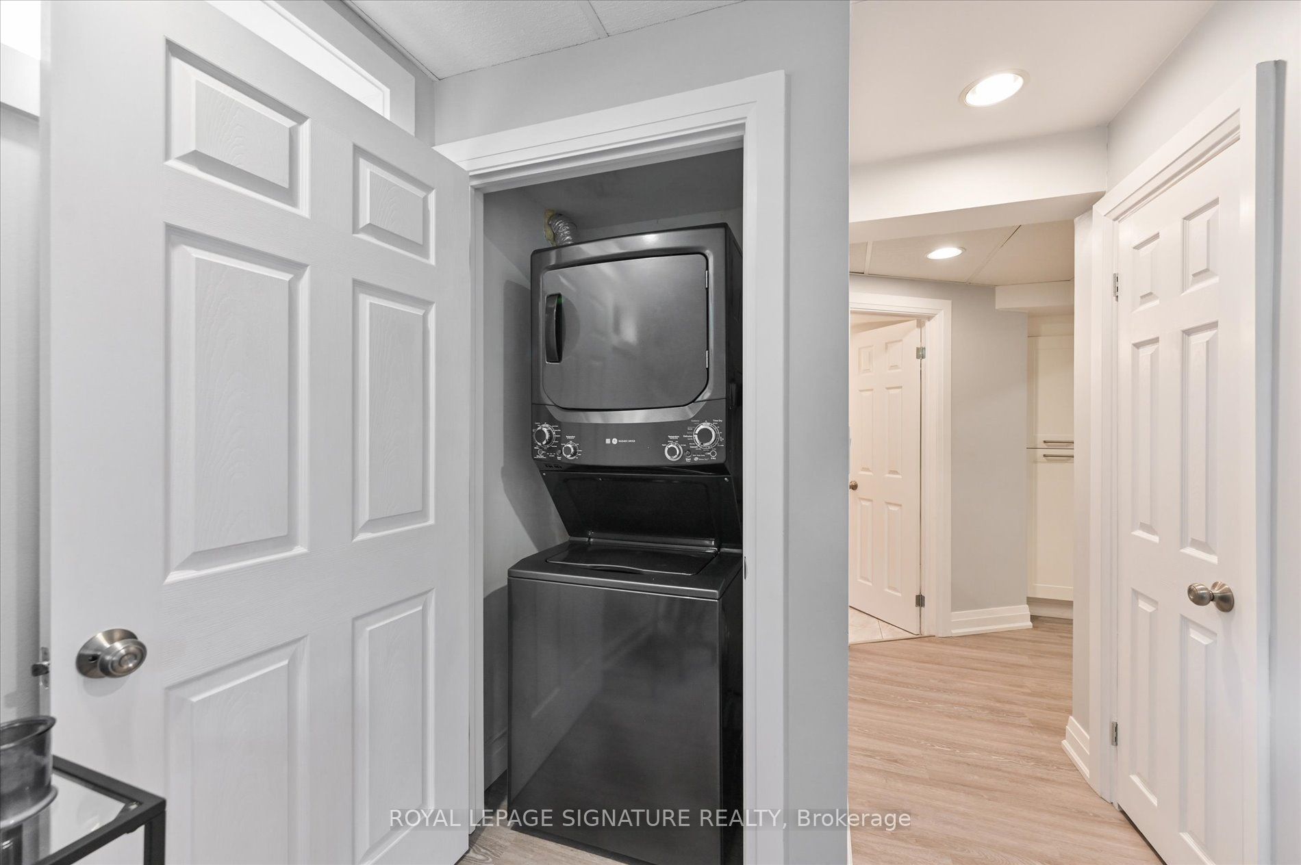 995 Dormer Street Property Photo 40