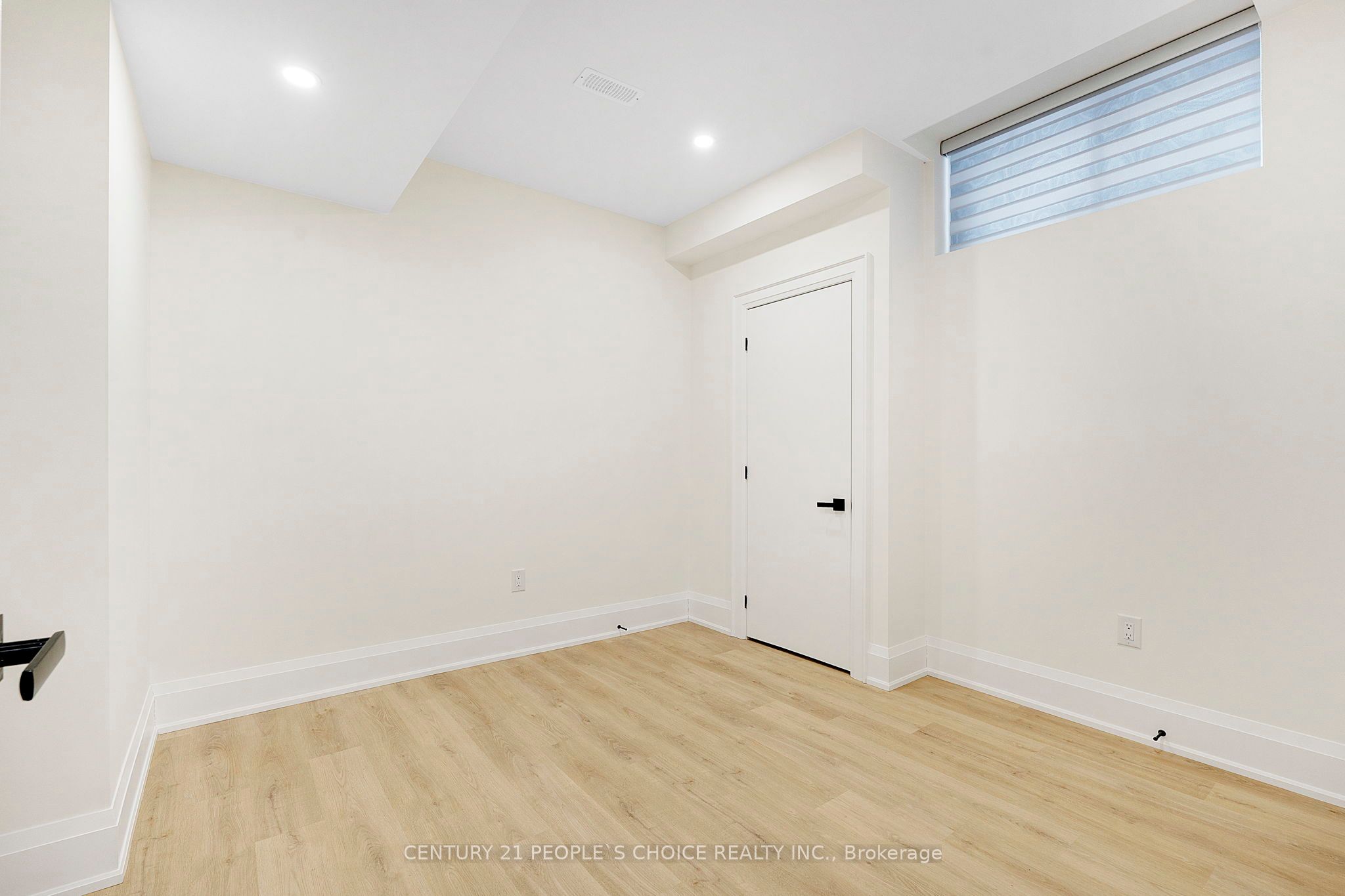 8915 Heritage Road Property Photo 35