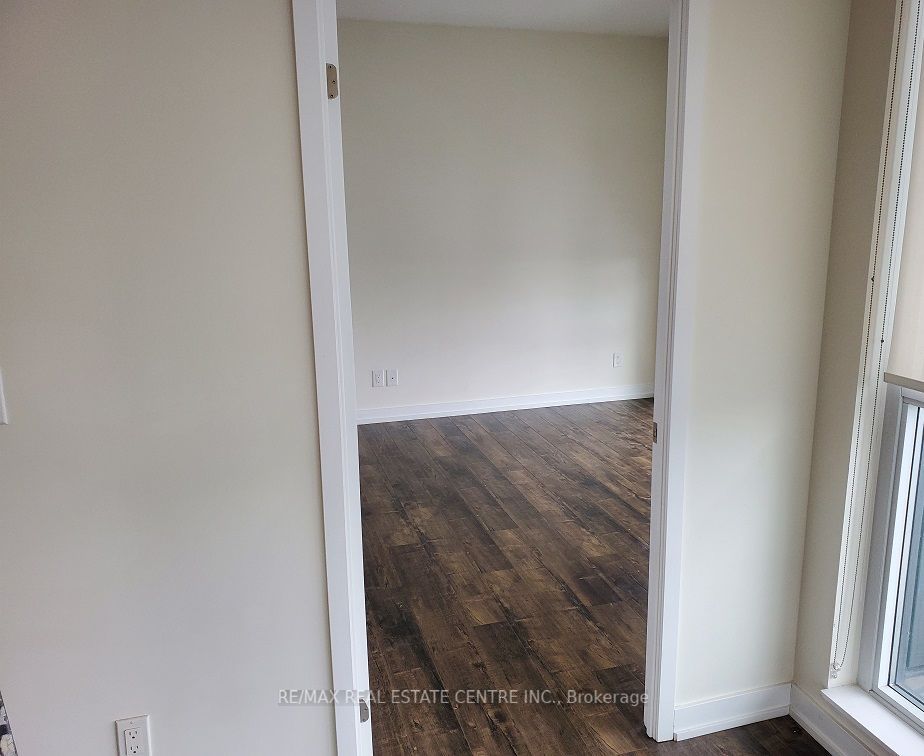 #3504 - 510 Curran Place Property Photo 9