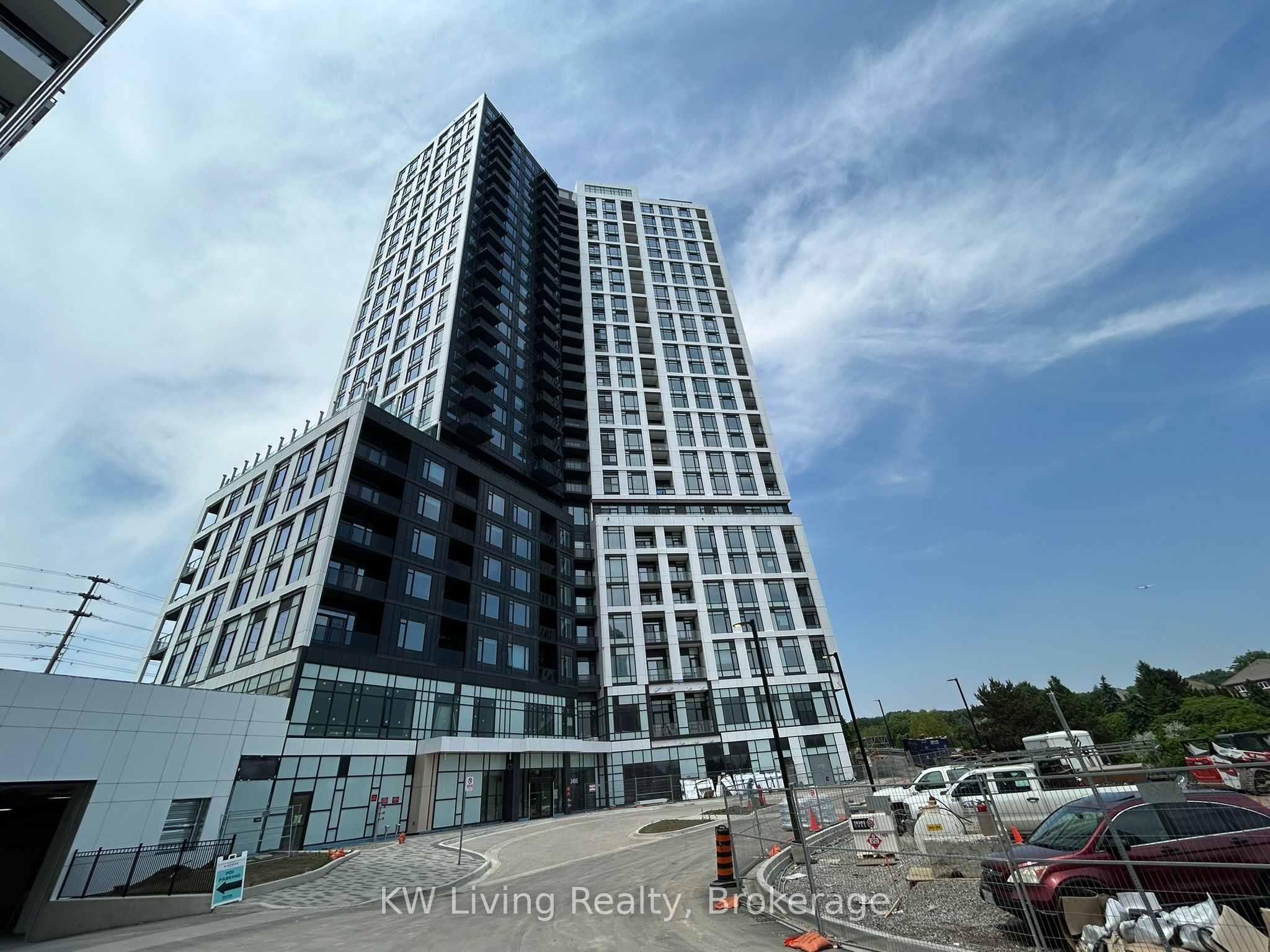 #603 - 2495 Eglinton Avenue Property Photo 2