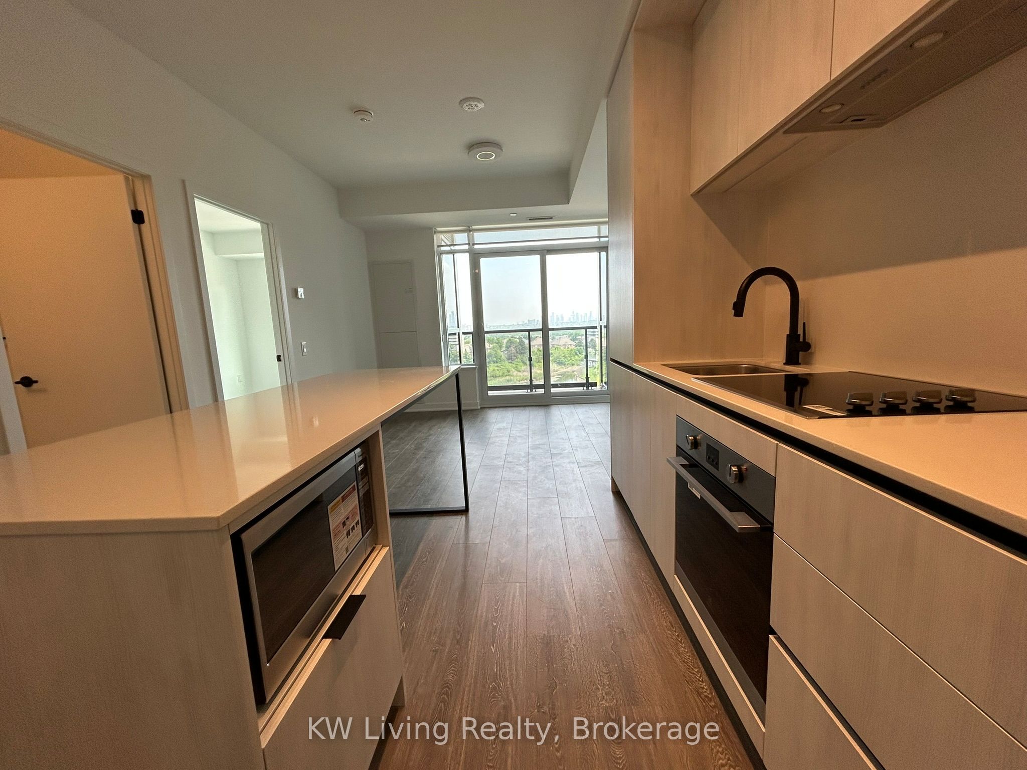#603 - 2495 Eglinton Avenue Property Photo 11