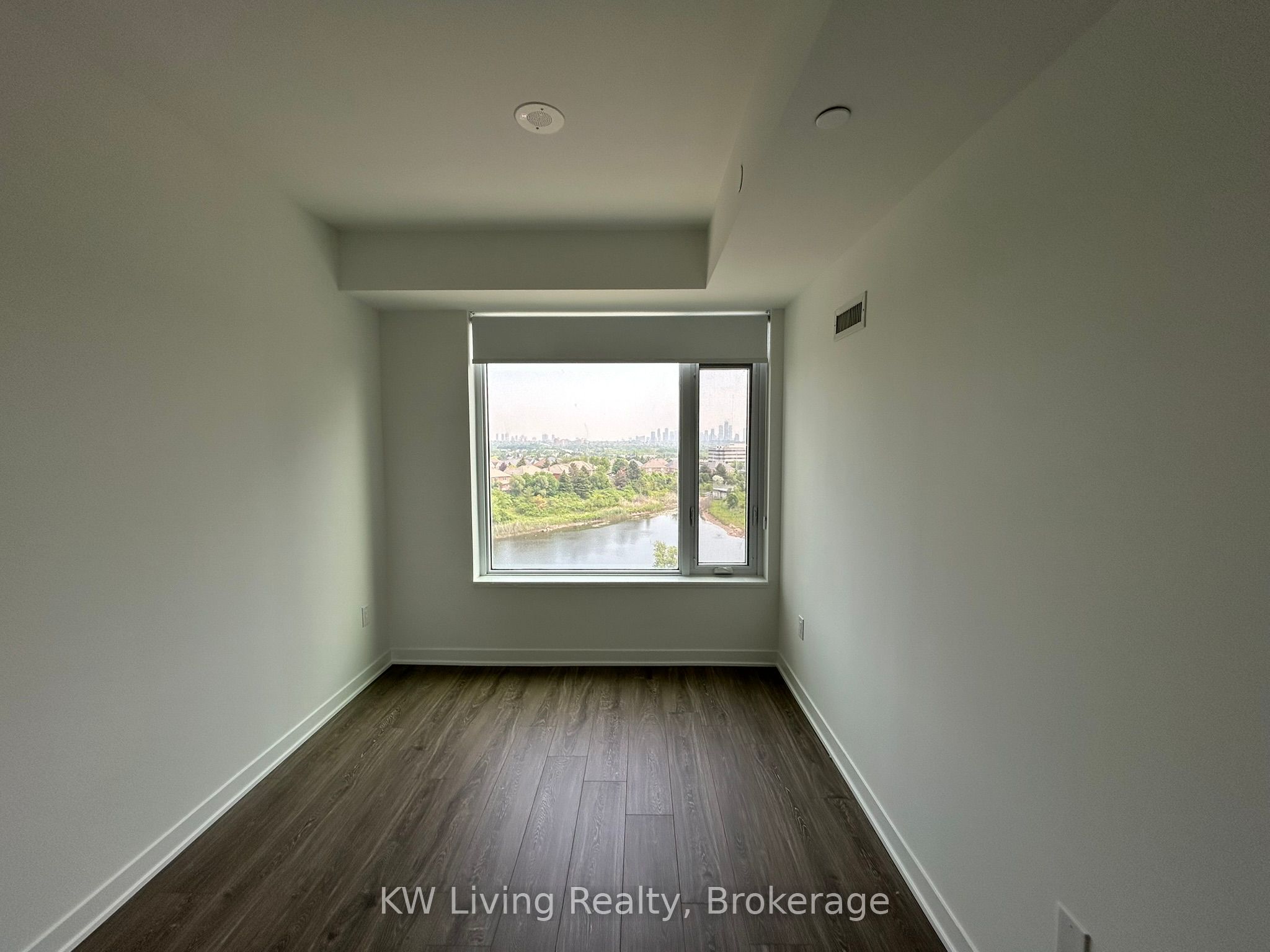 #603 - 2495 Eglinton Avenue Property Photo 17