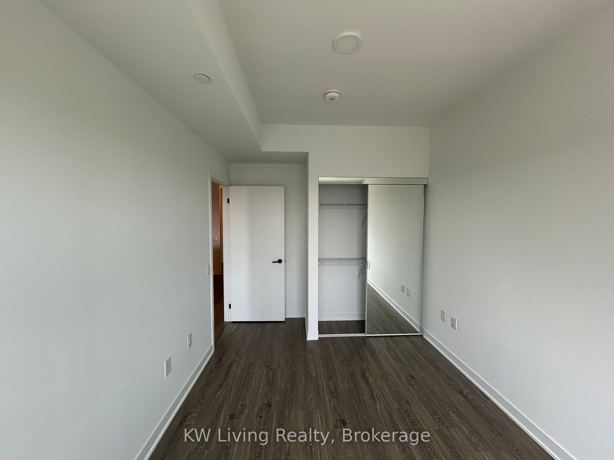#603 - 2495 Eglinton Avenue Property Photo 18