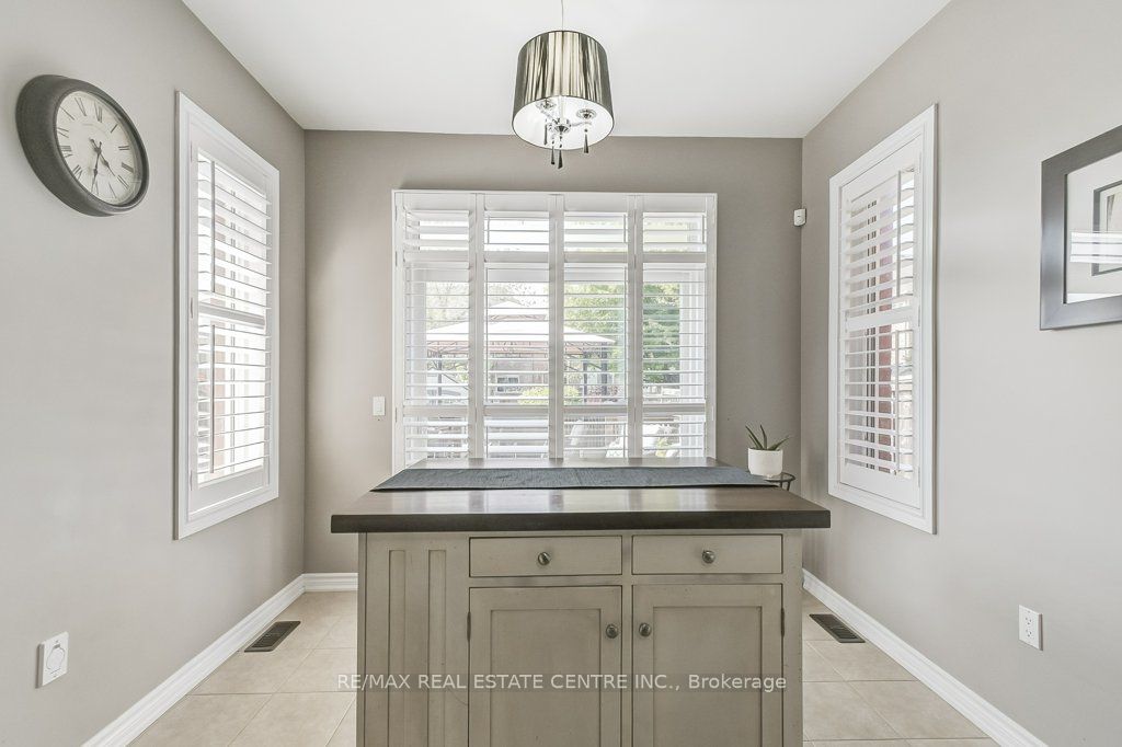 20 Benadir Avenue Property Photo 22