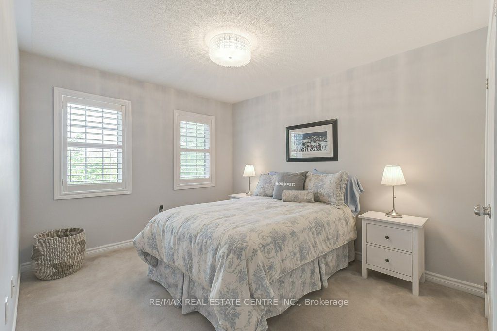 20 Benadir Avenue Property Photo 31