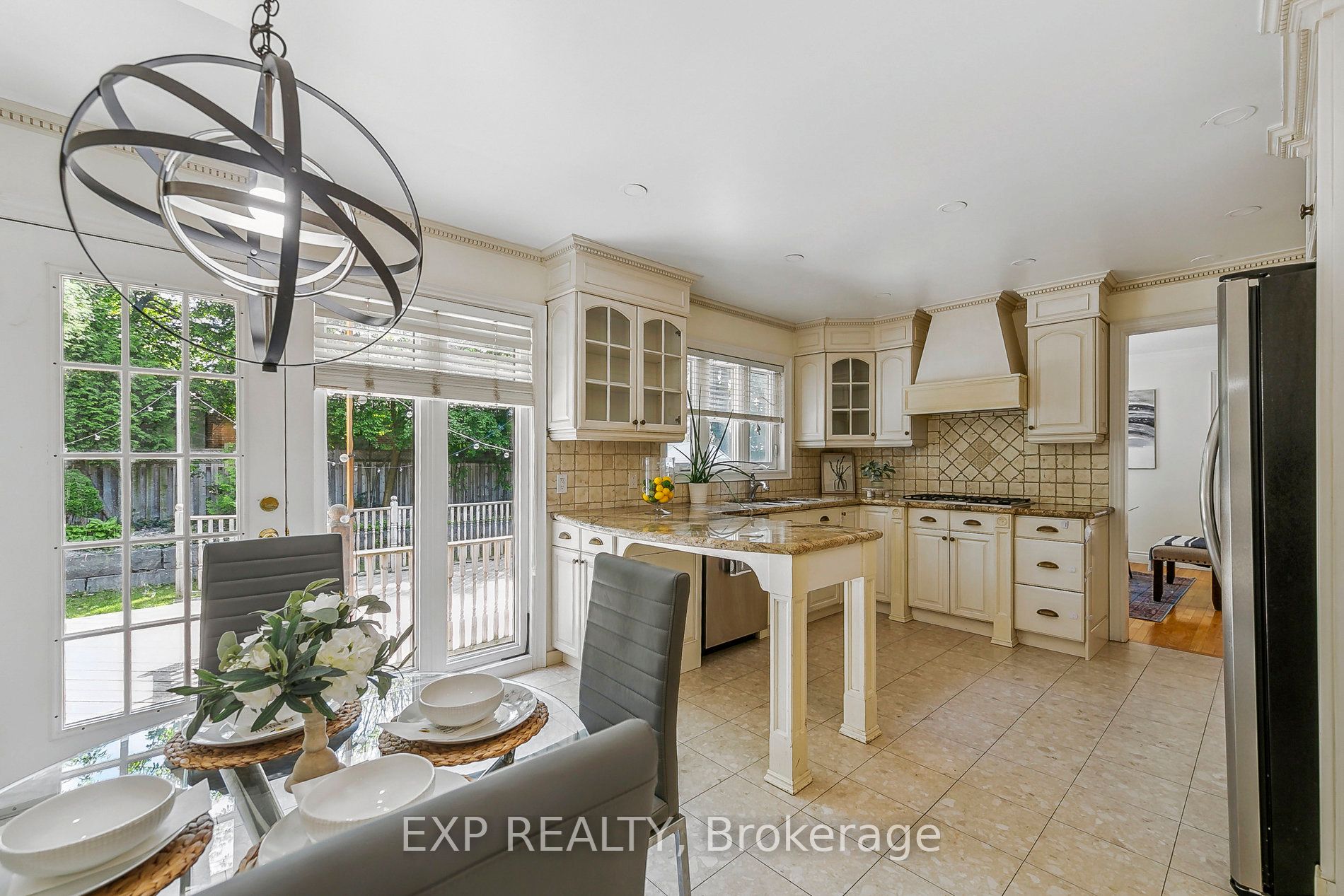 1572 Knareswood Dr Property Photo 14