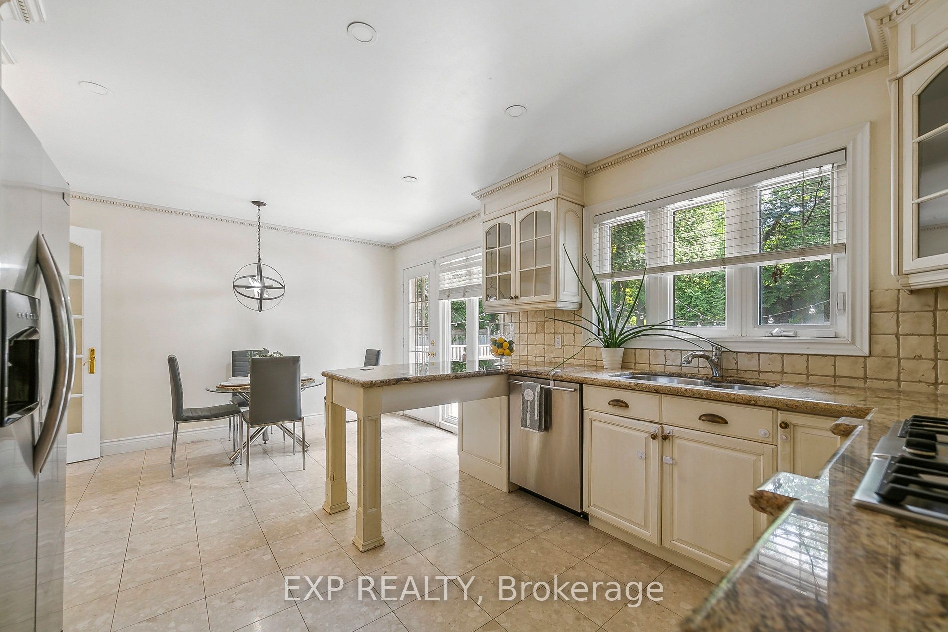 1572 Knareswood Dr Property Photo 16
