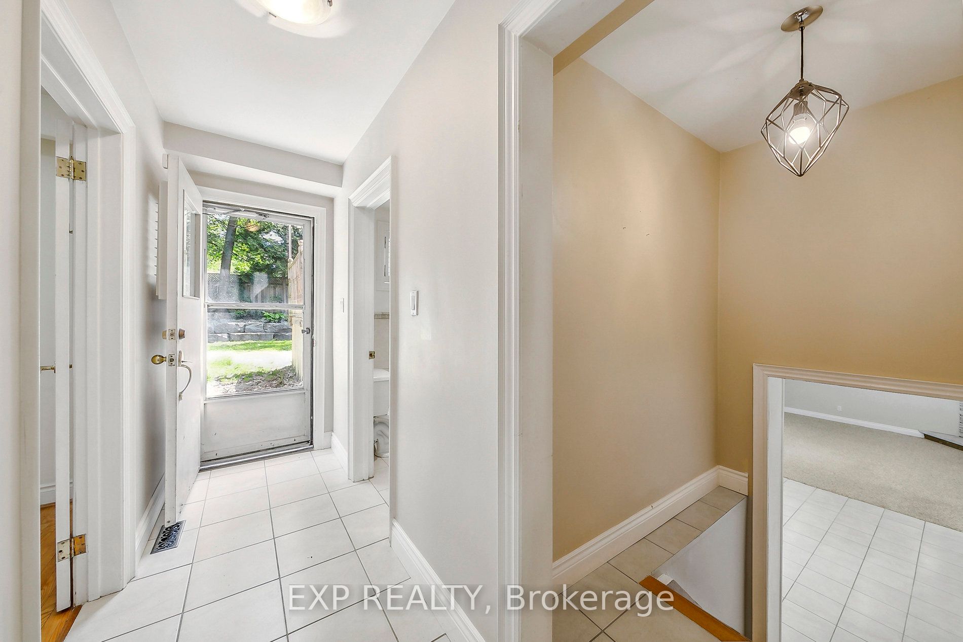 1572 Knareswood Dr Property Photo 23
