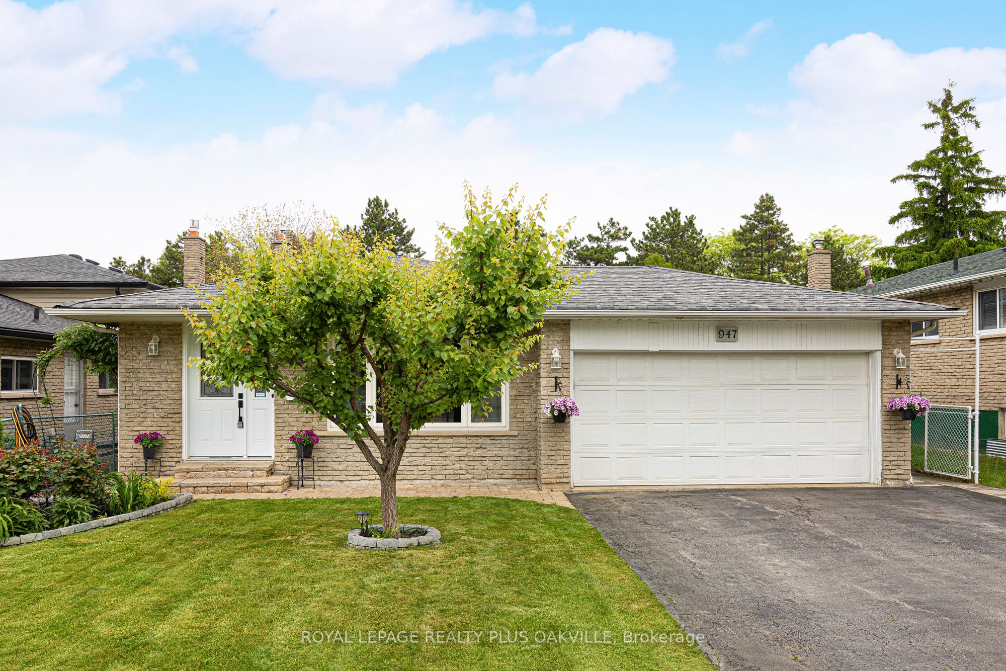 947 Mcbride Avenue Property Photo 1