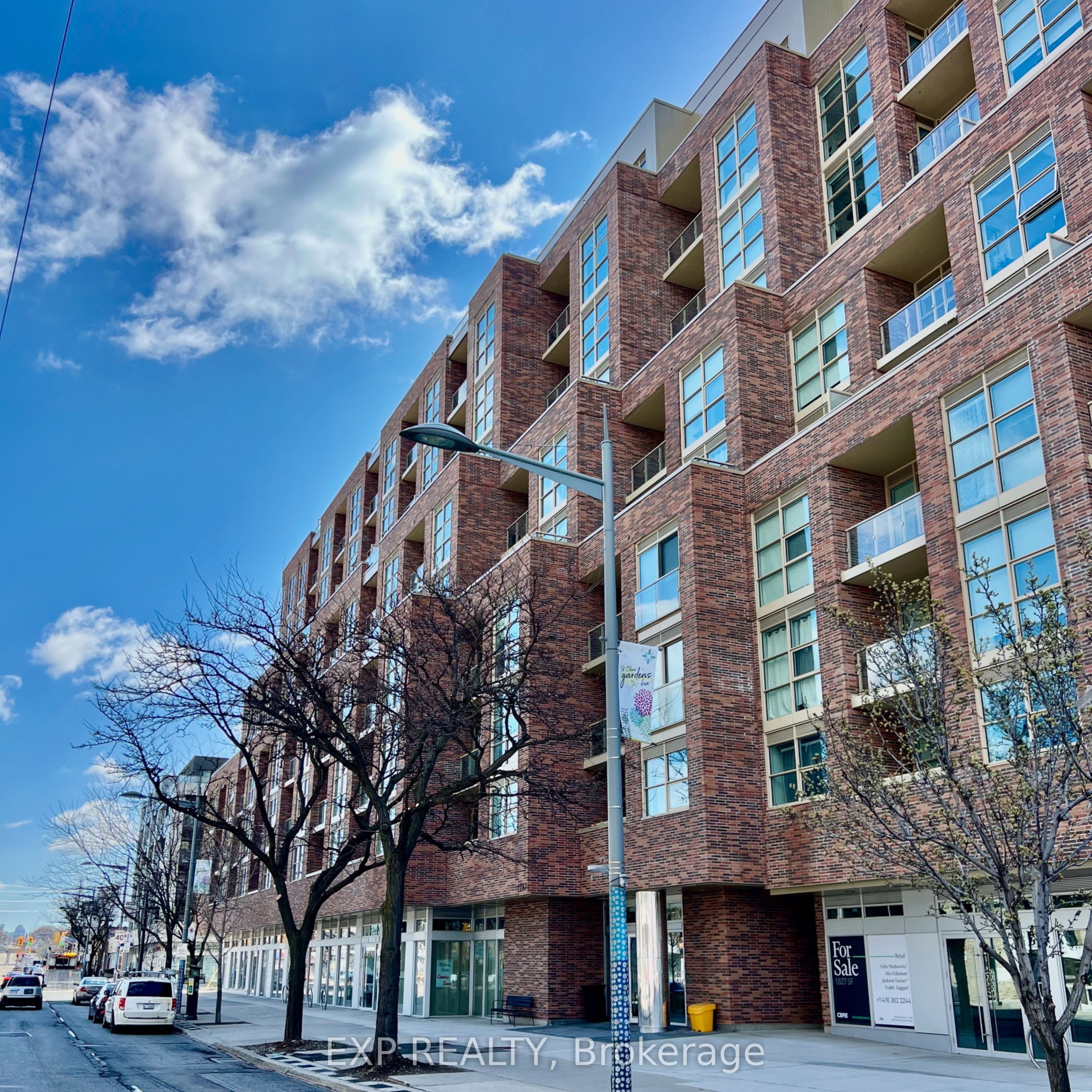 #218 - 1787 St Clair Avenue Property Photo 1