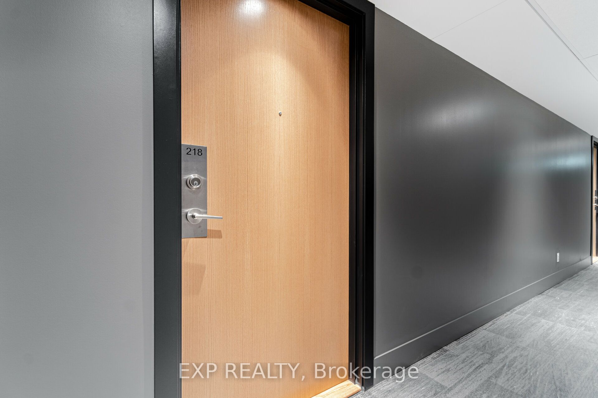 #218 - 1787 St Clair Avenue Property Photo 3