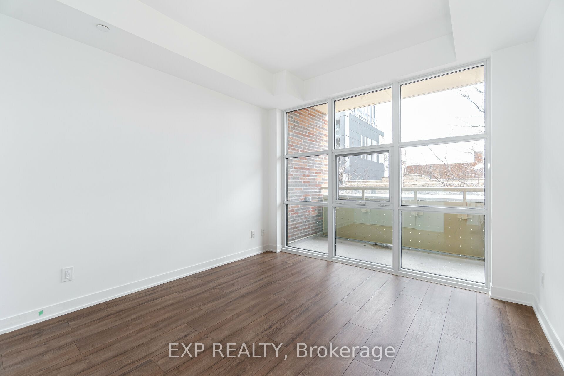 #218 - 1787 St Clair Avenue Property Photo 17