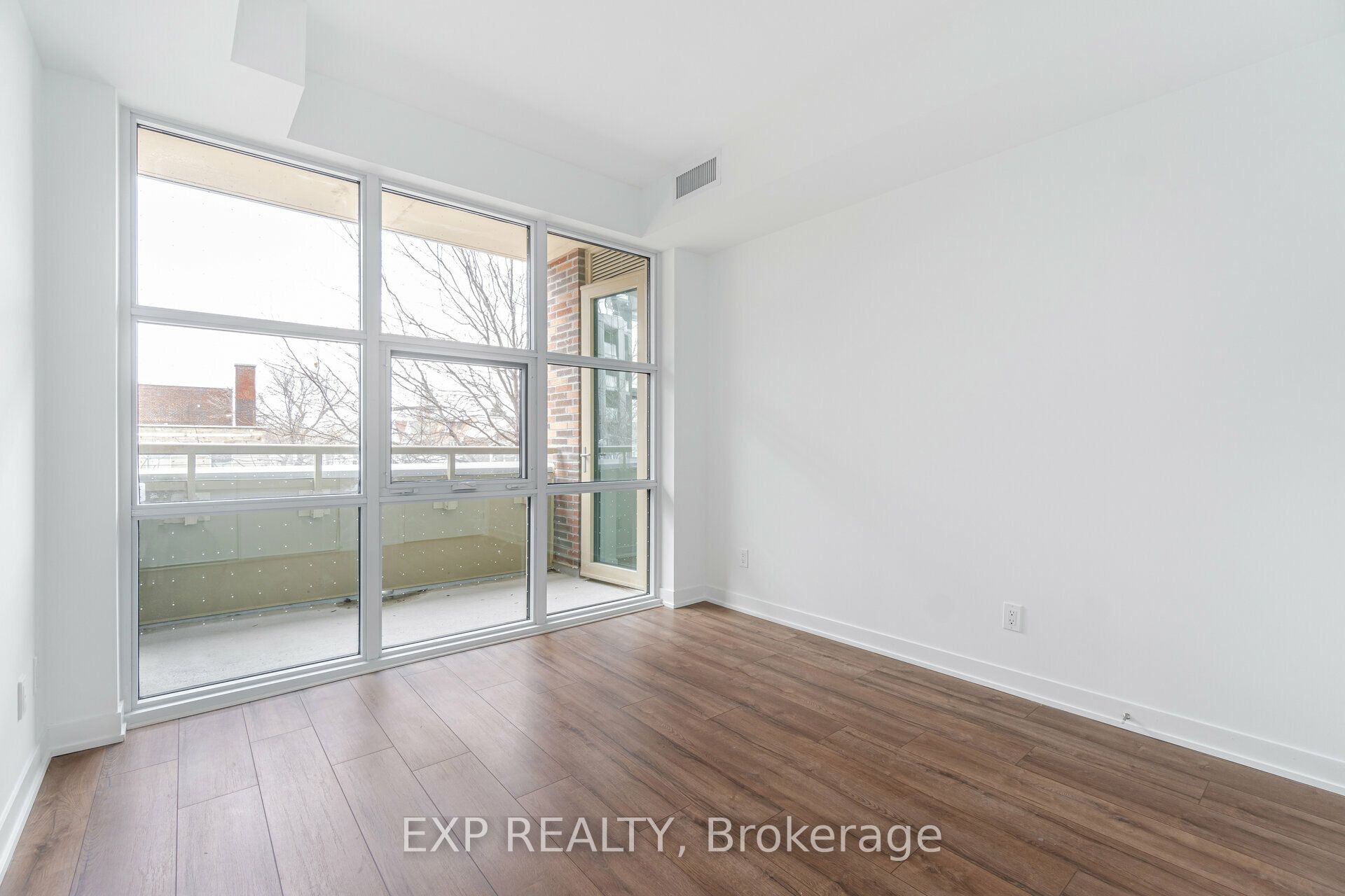 #218 - 1787 St Clair Avenue Property Photo 19
