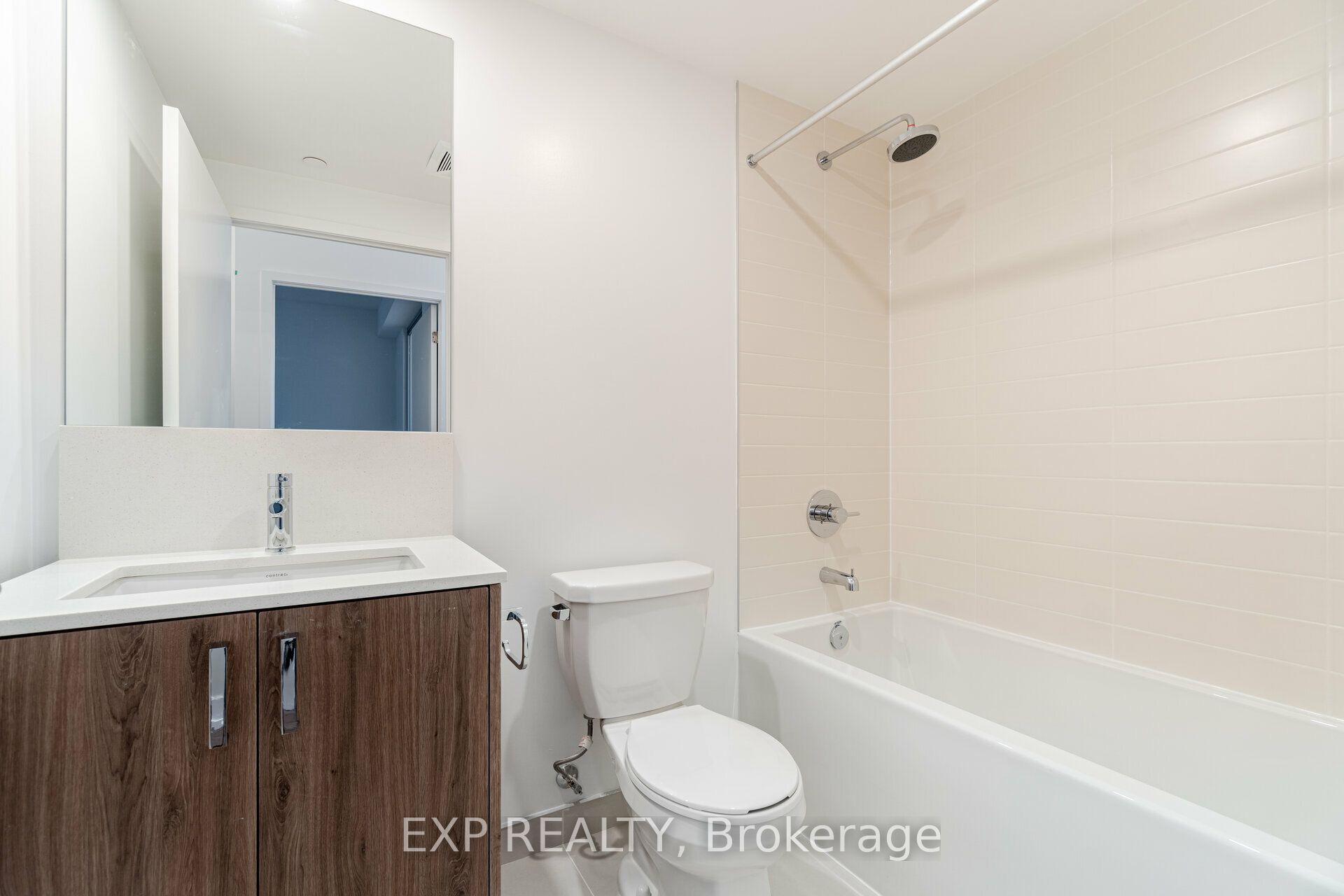 #218 - 1787 St Clair Avenue Property Photo 23