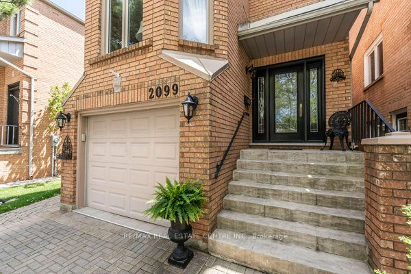 2099 Blacksmith Lane Property Photo 4