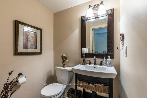 2099 Blacksmith Lane Property Photo 8