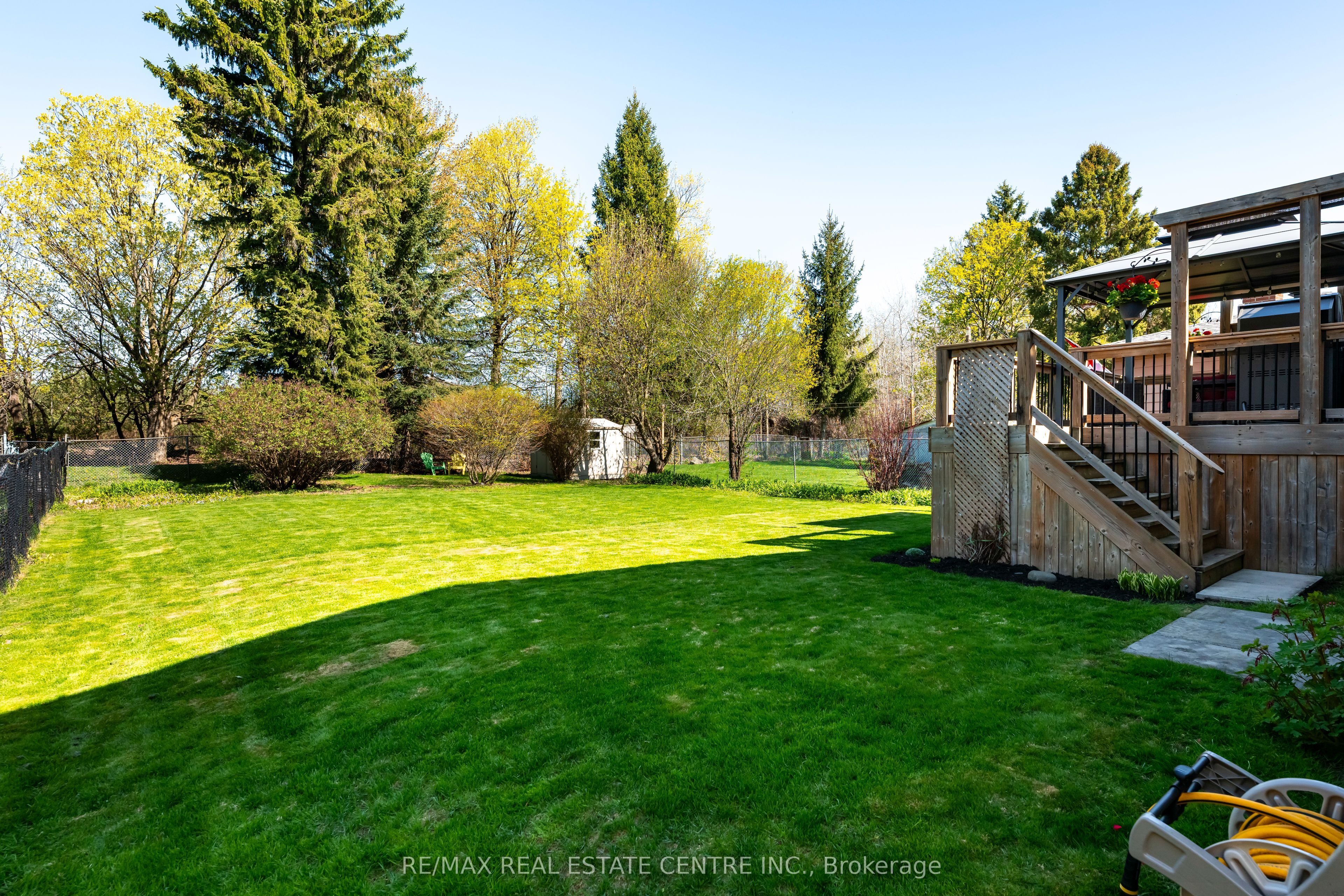 83 Highland Dr Property Photo 2