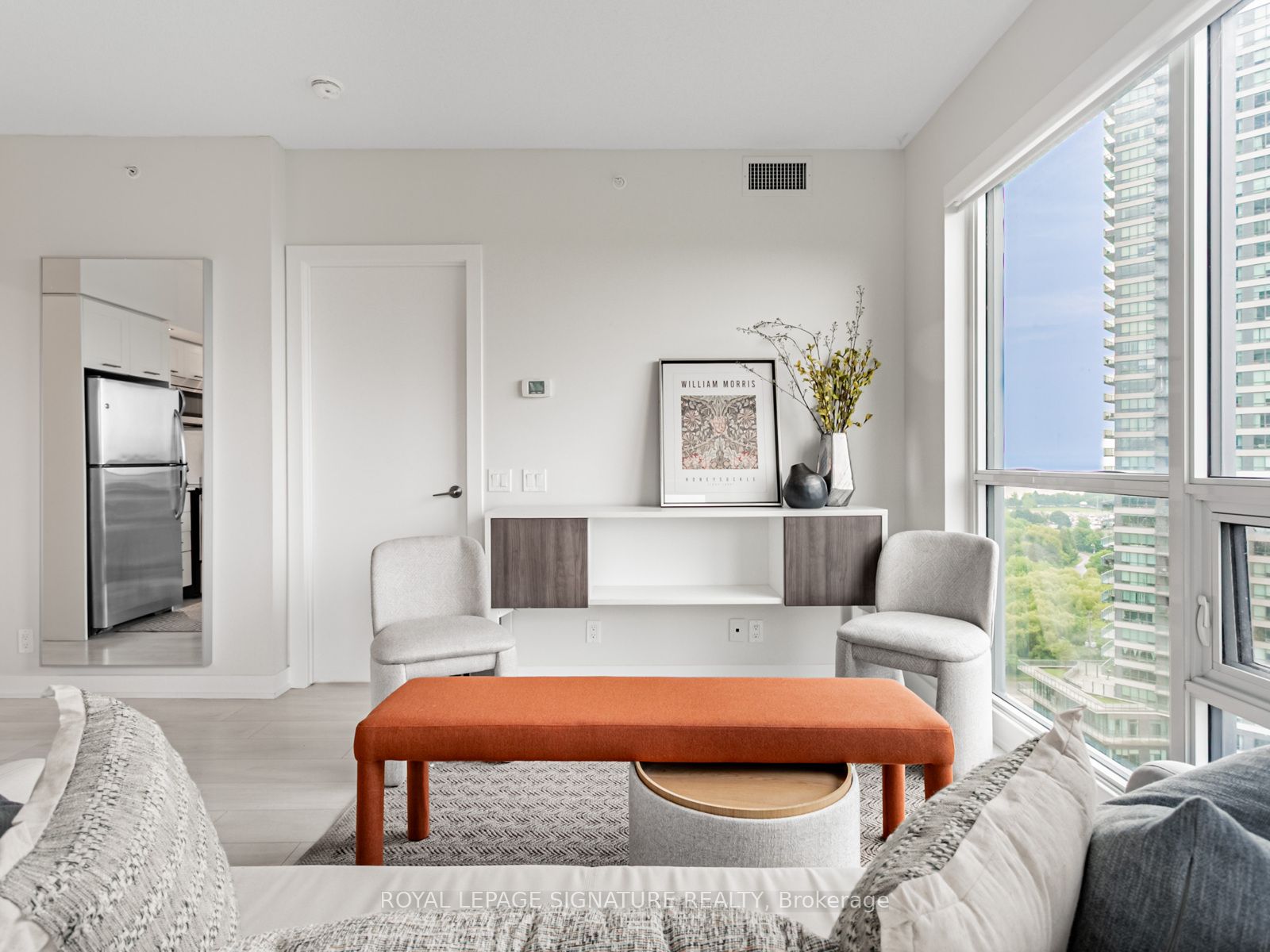 #1802 - 2220 Lakeshore Boulevard Property Photo 9