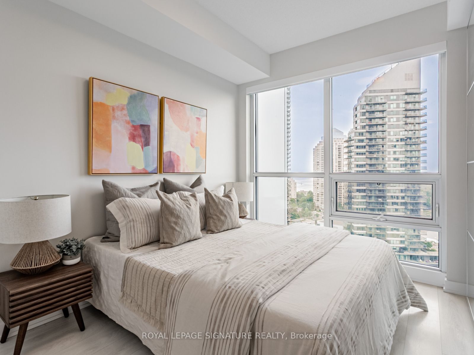 #1802 - 2220 Lakeshore Boulevard Property Photo 15
