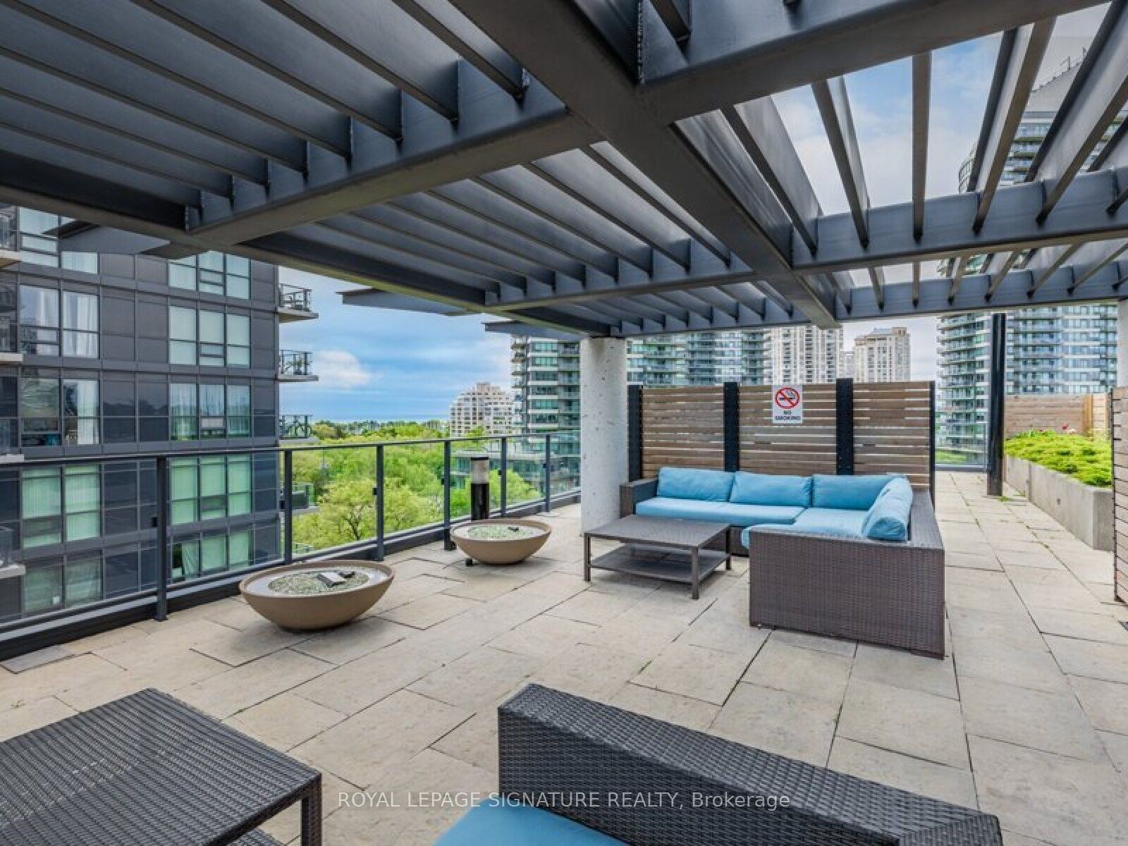 #1802 - 2220 Lakeshore Boulevard Property Photo 24
