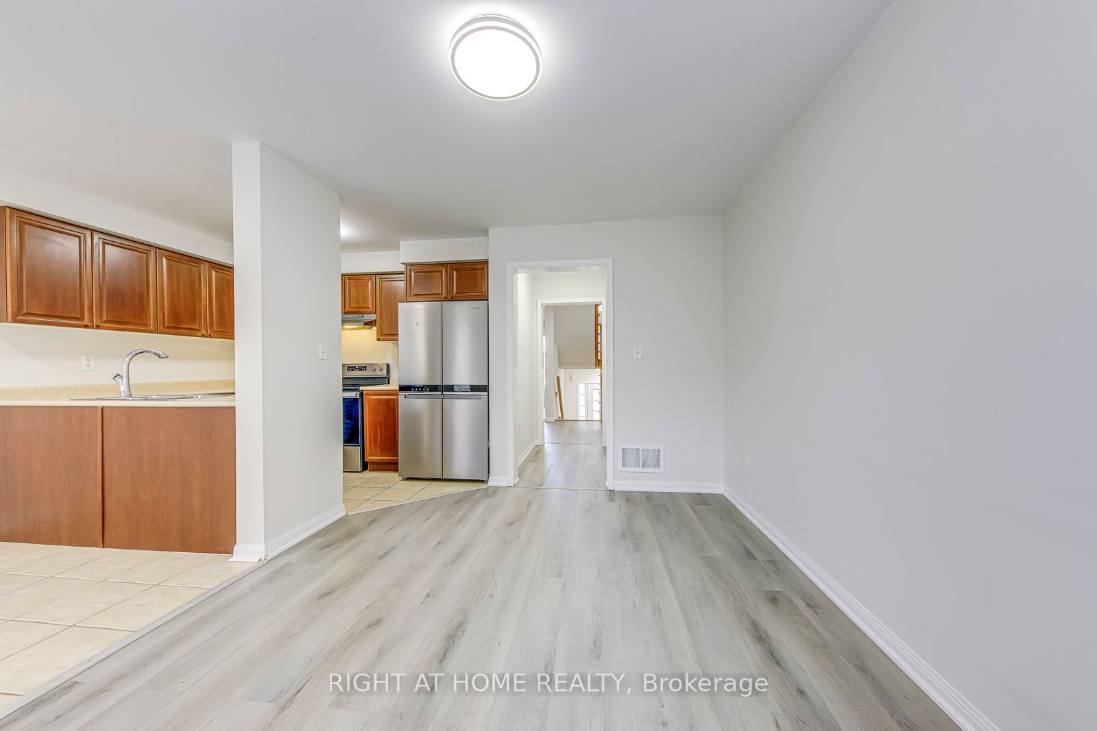 2872 Garnethill Way Property Photo 11