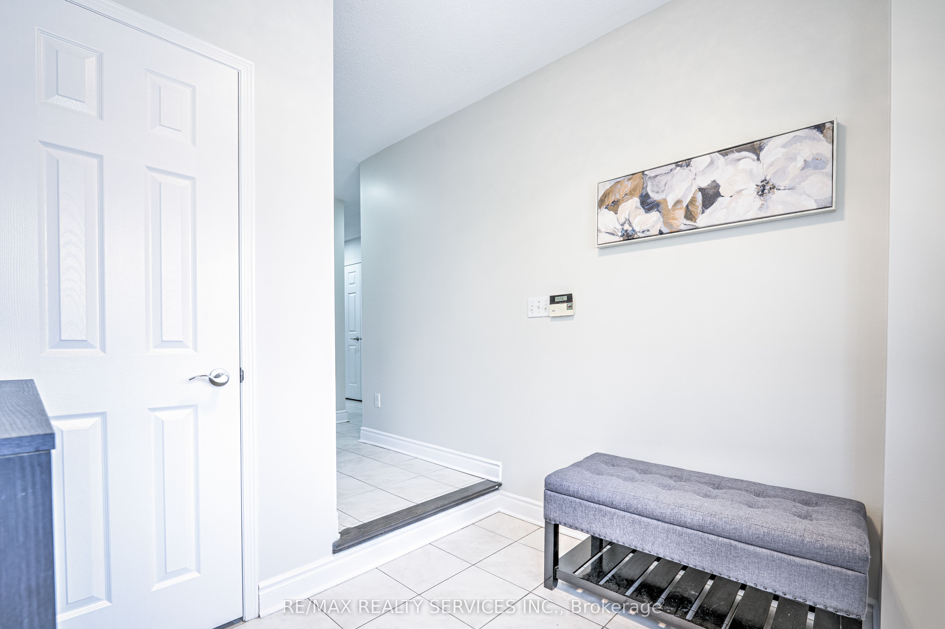 3469 Southwick Street Property Photo 6