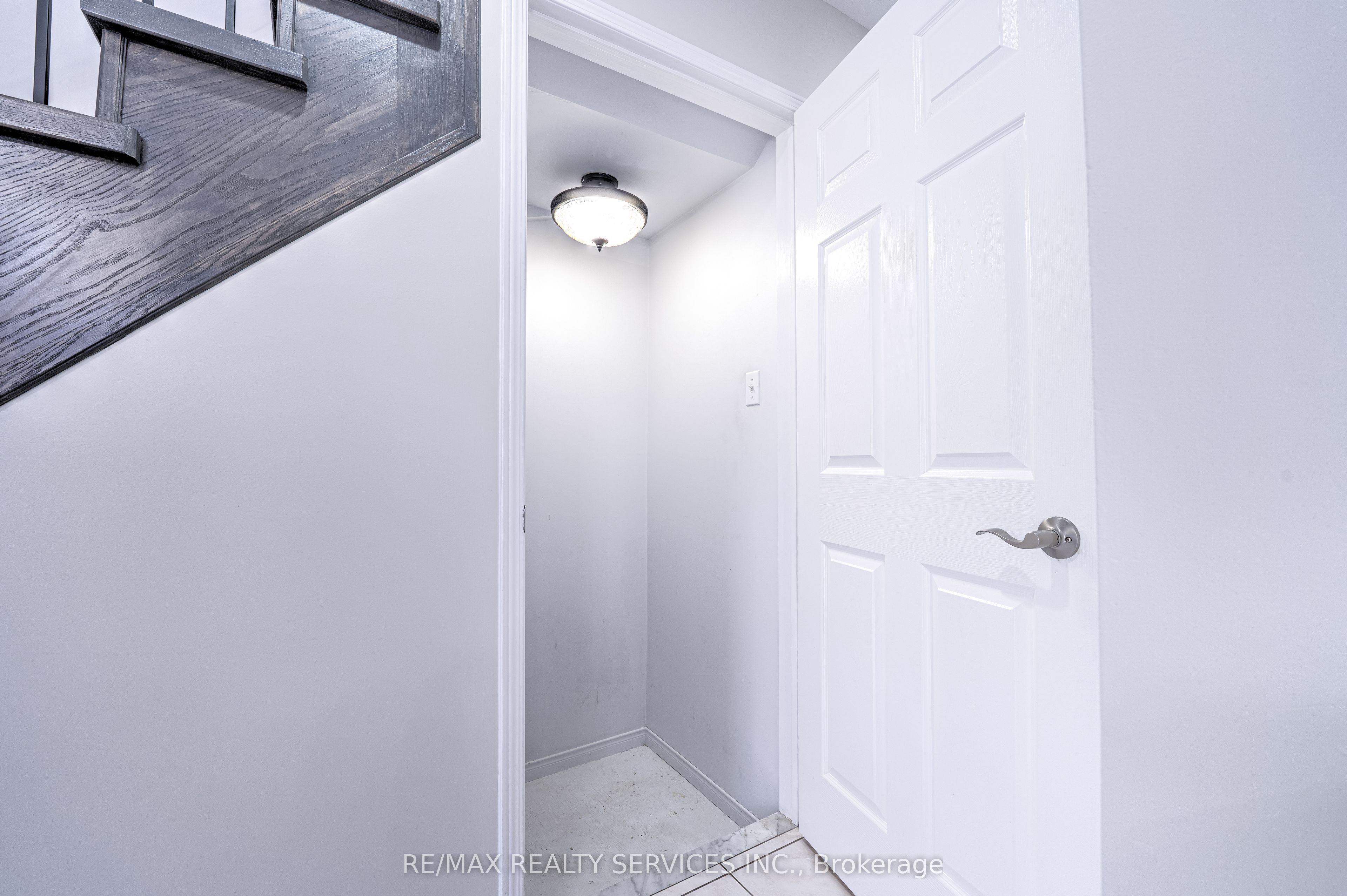 3469 Southwick Street Property Photo 41