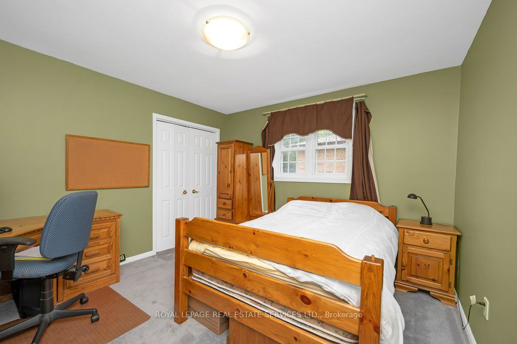 269 Royal Oak Court Property Photo 23