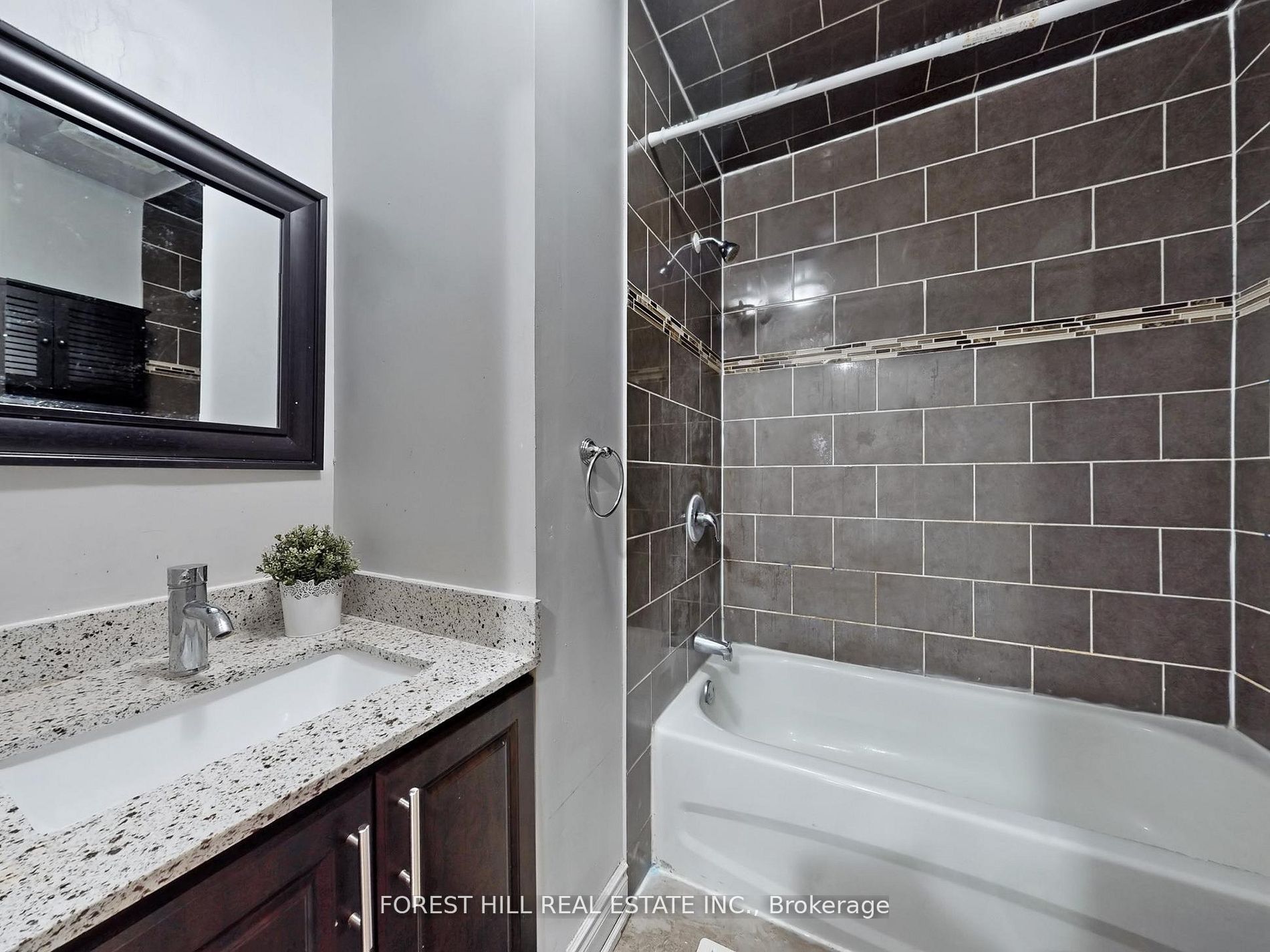 44 Herkley Dr Property Photo 25