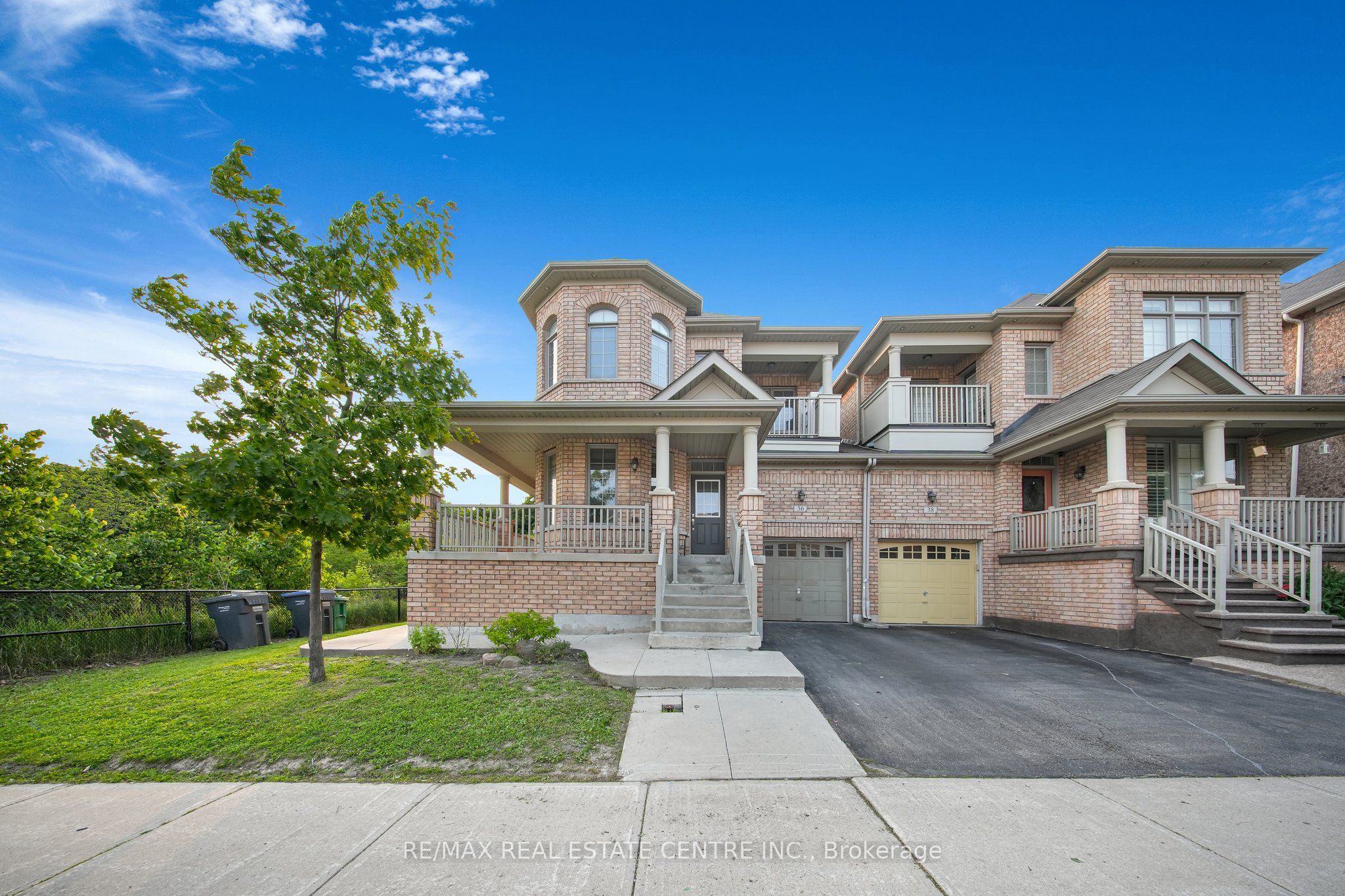 36 Bonnie Braes Dr Property Photo 1