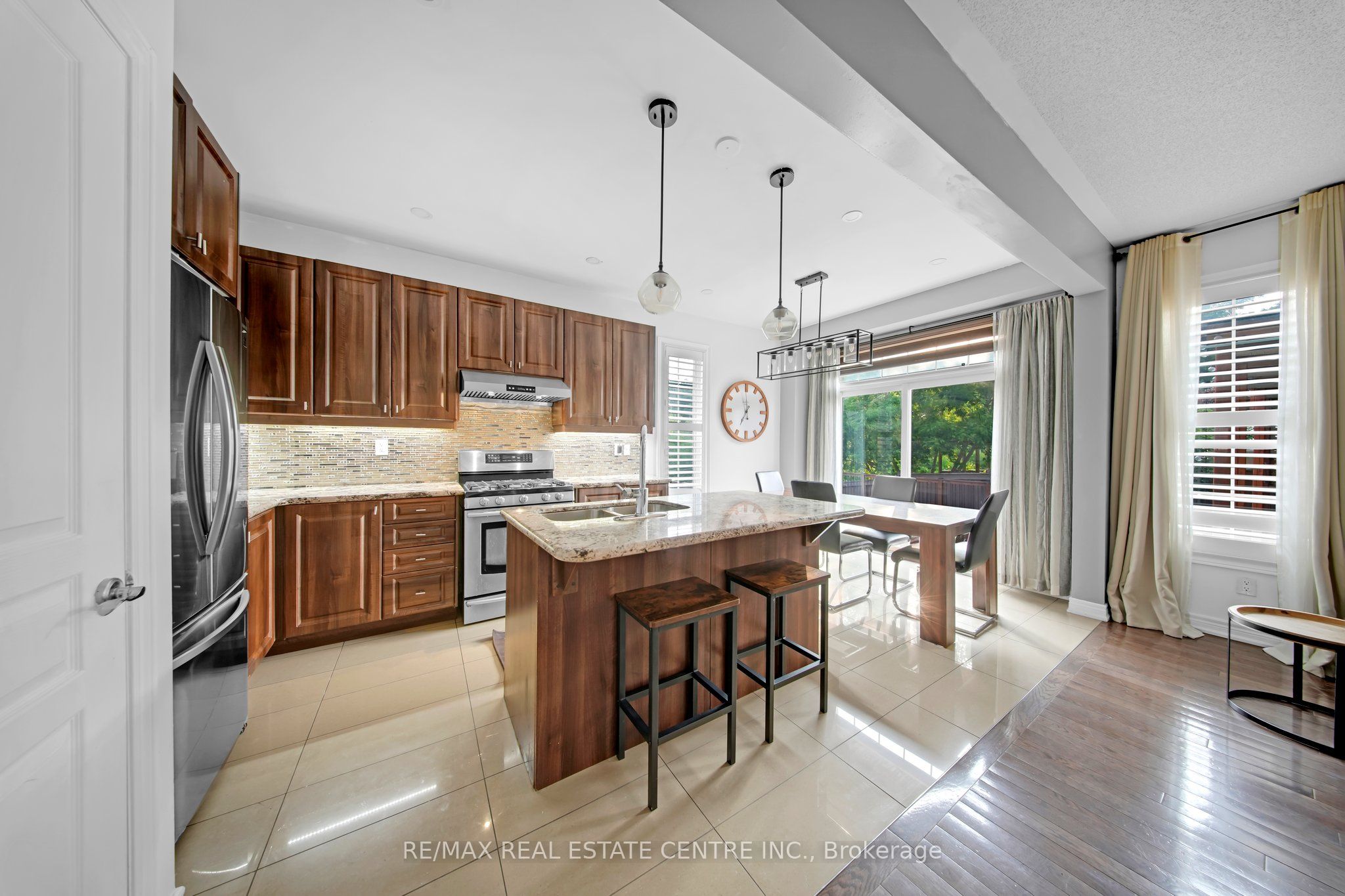 36 Bonnie Braes Dr Property Photo 11