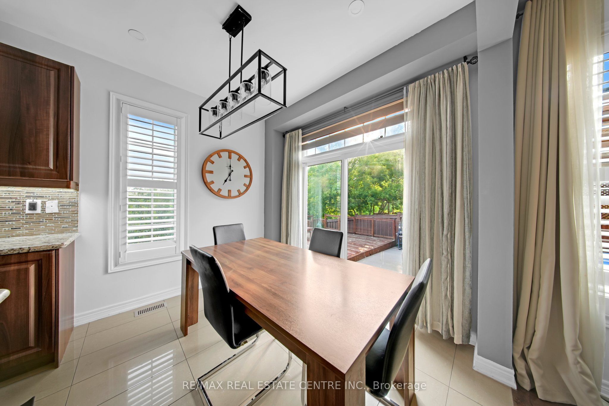 36 Bonnie Braes Dr Property Photo 12